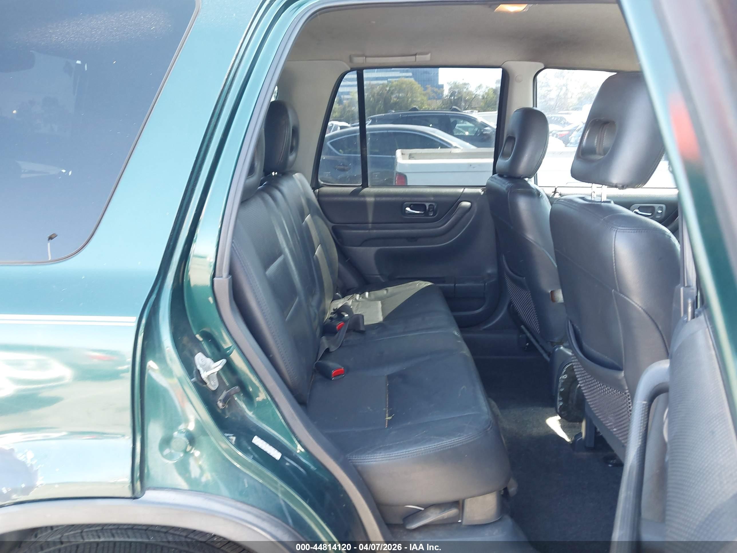 HONDA CR-V image 8