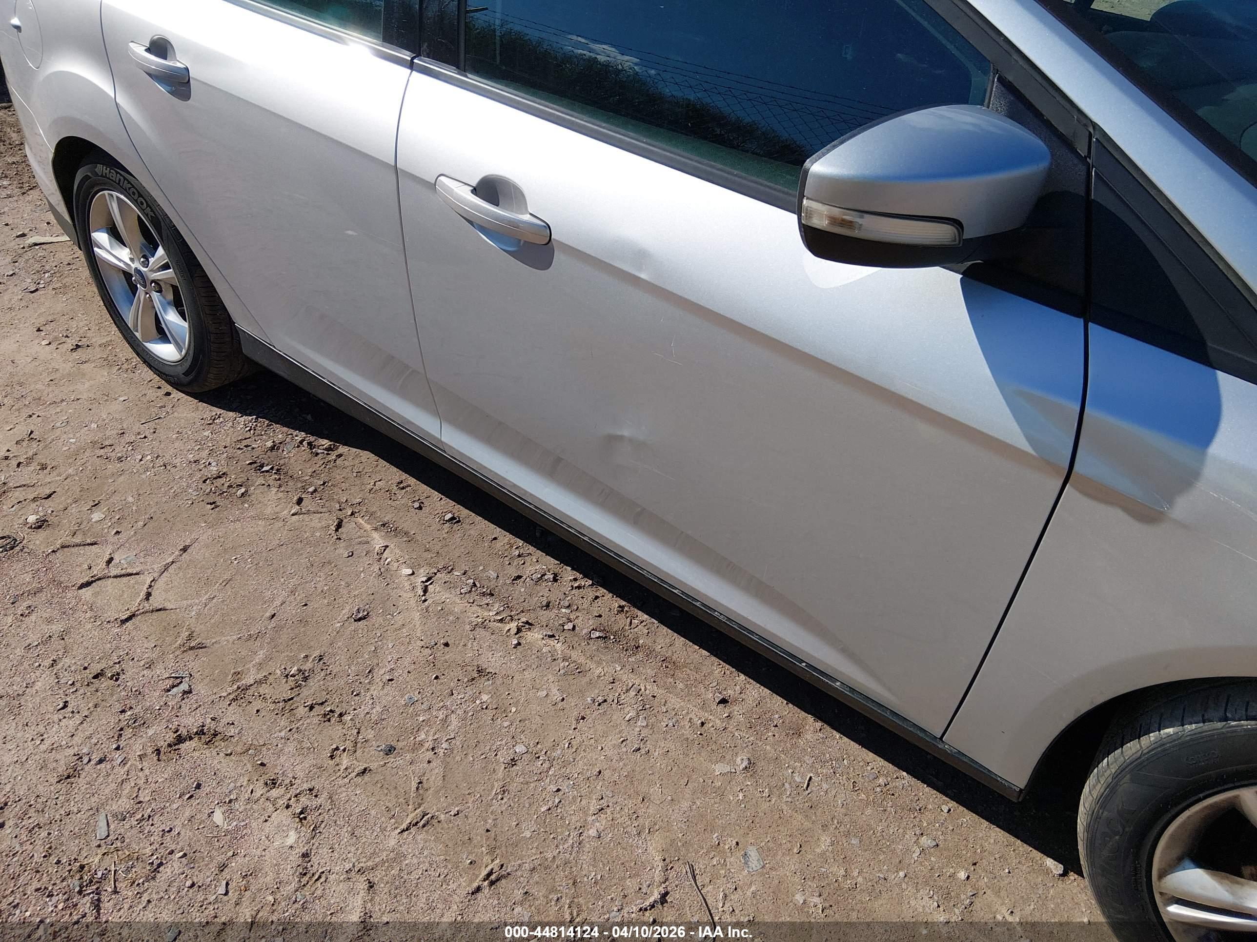 FORD FOCUS image 6