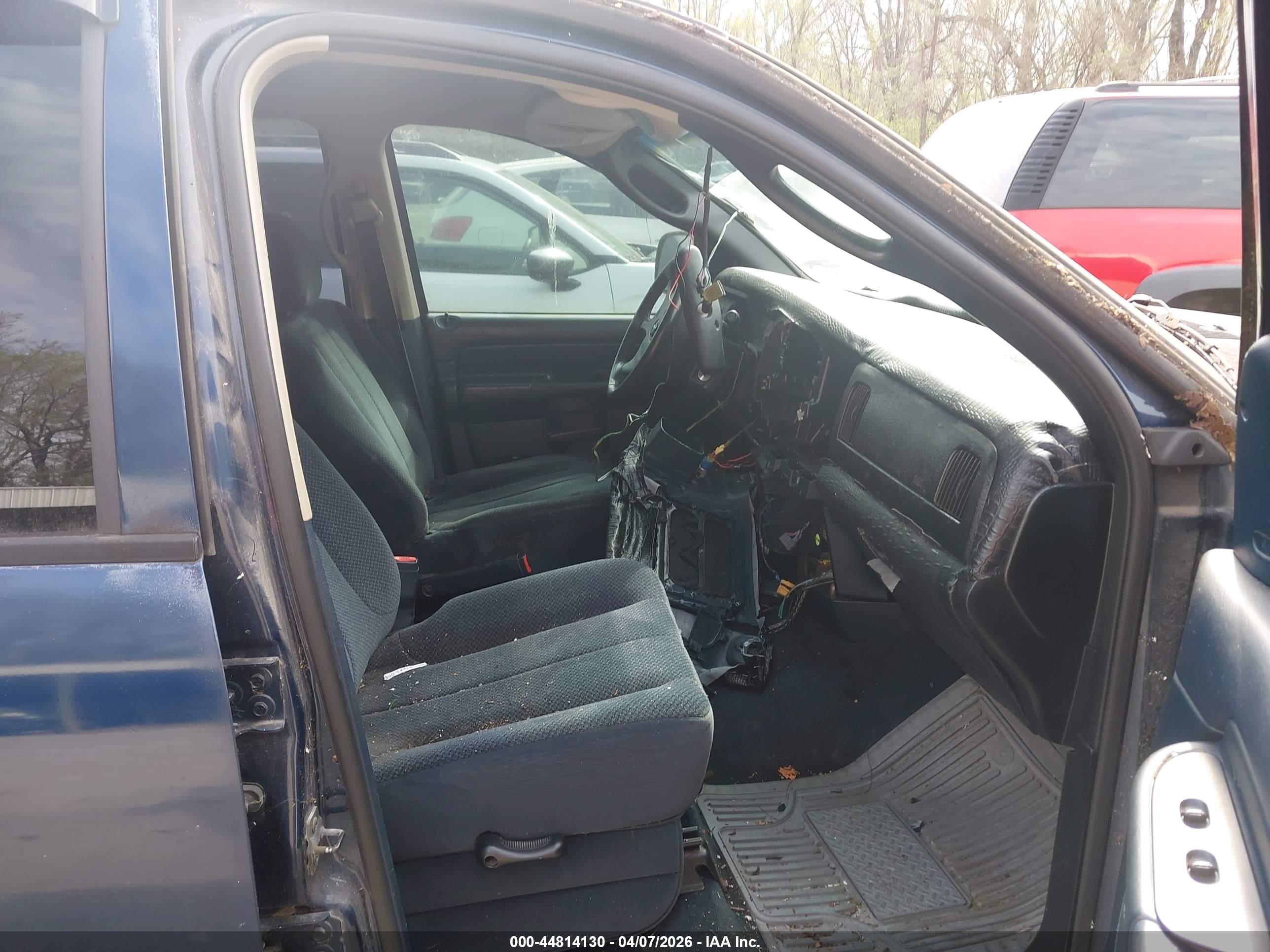 DODGE RAM image 5