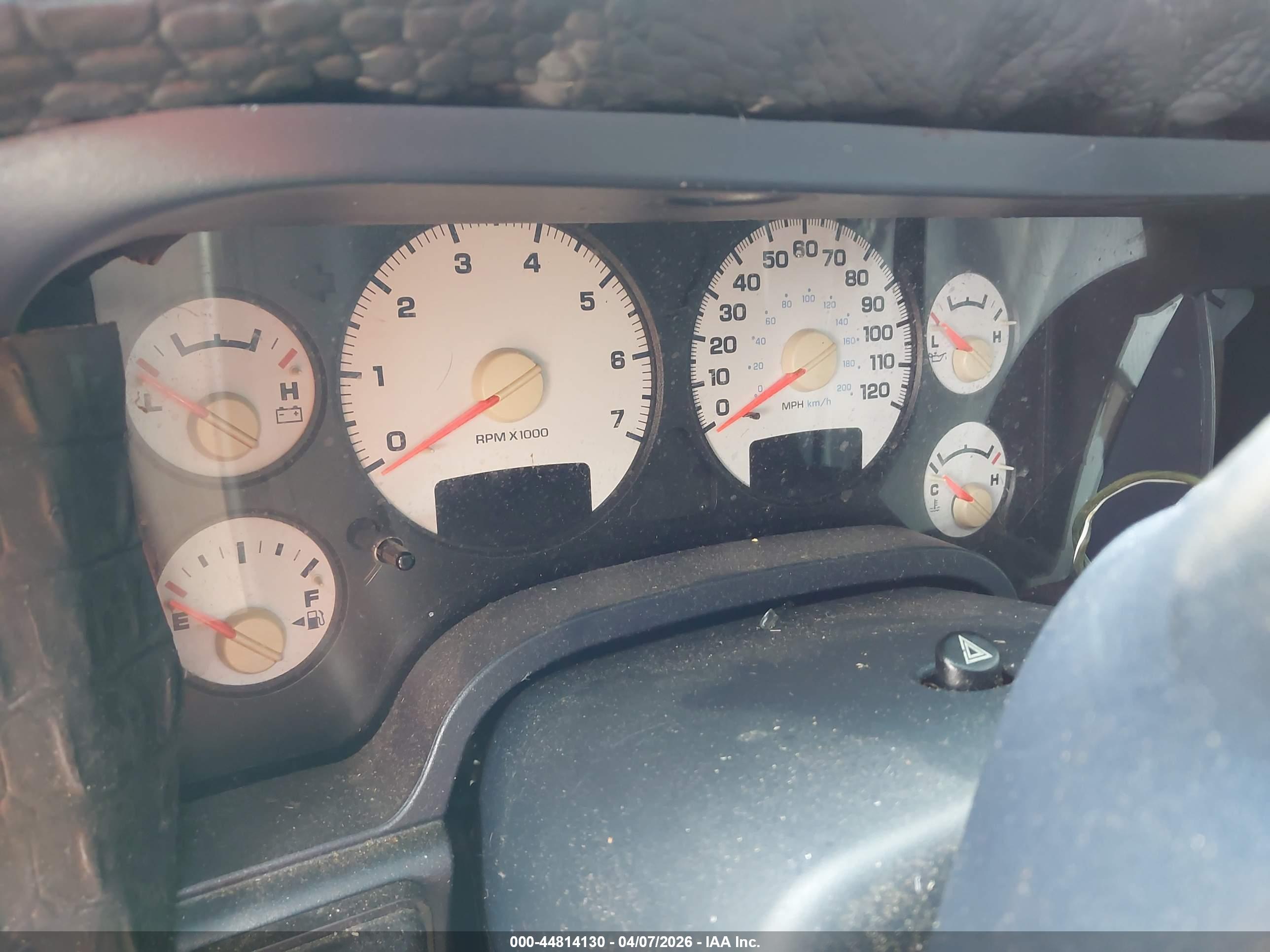 DODGE RAM image 7