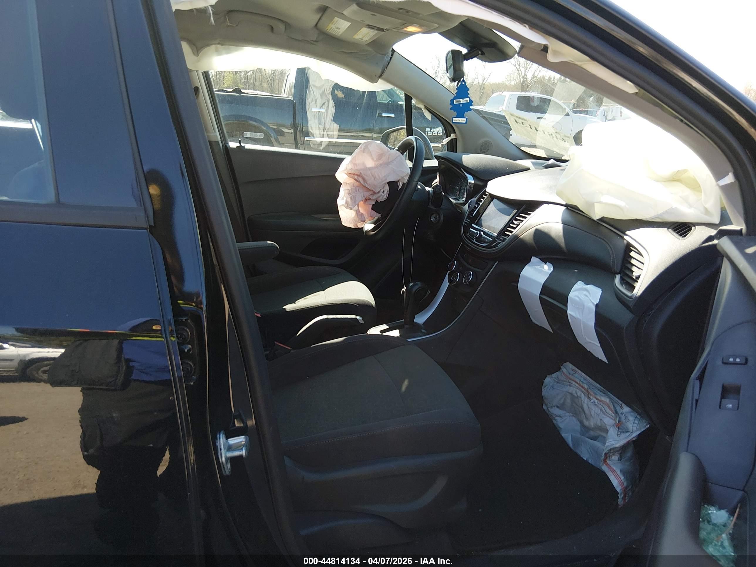 CHEVROLET TRAX image 5