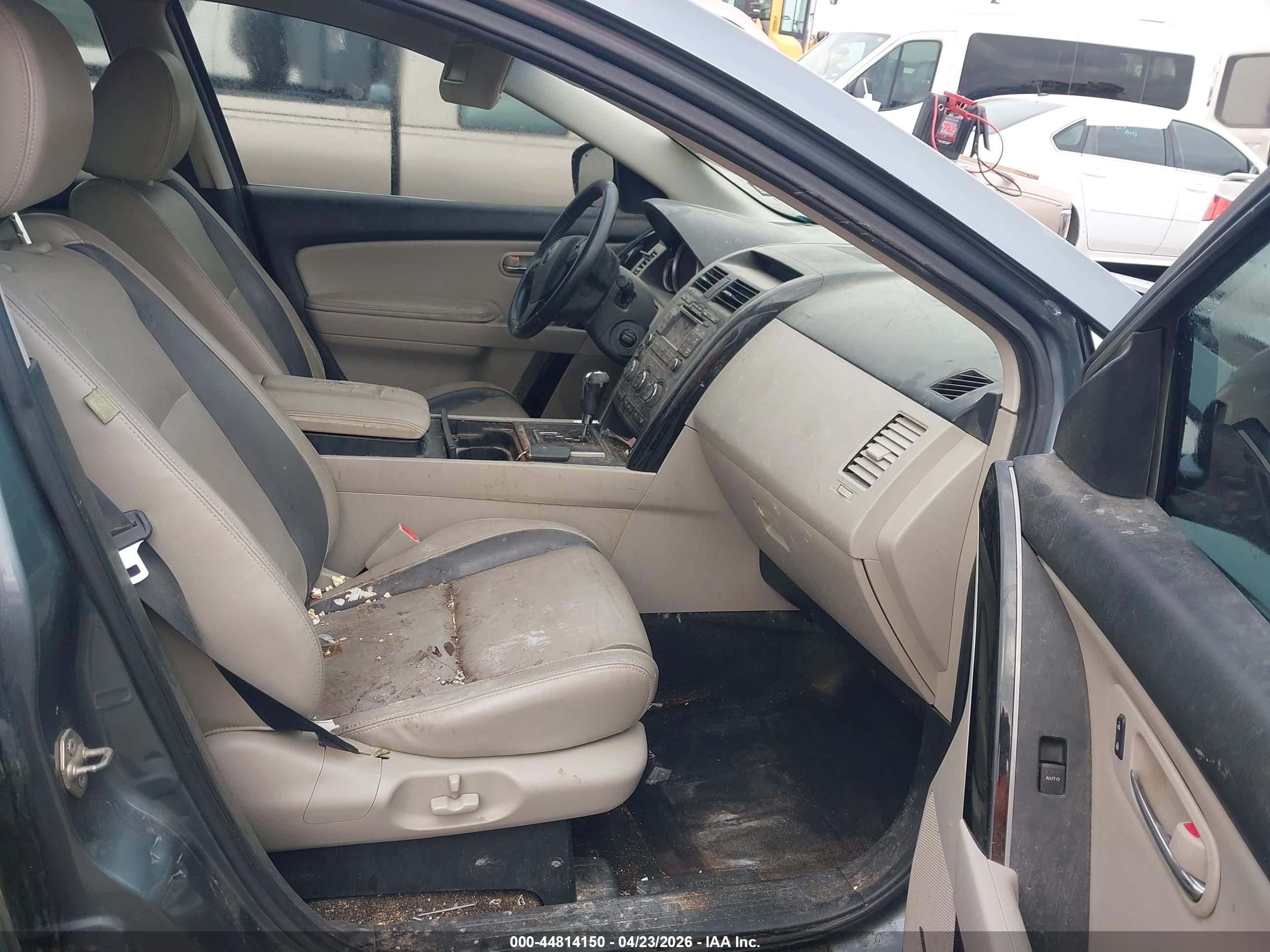 MAZDA CX-9 image 5