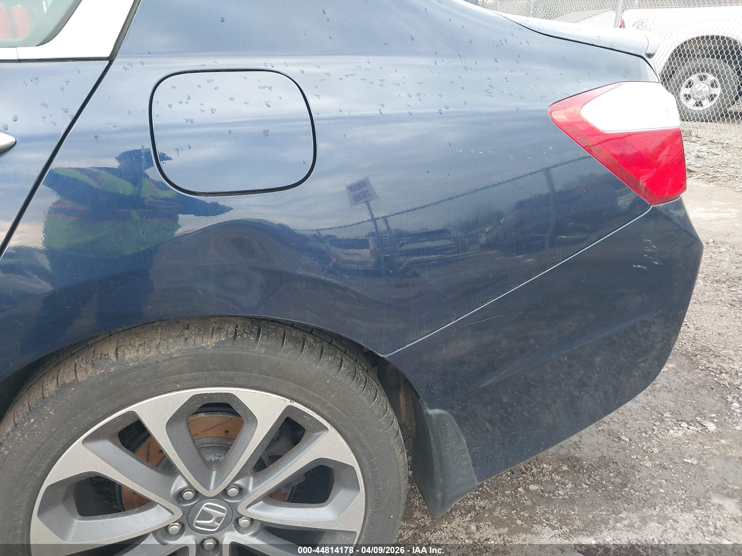 HONDA ACCORD image 6