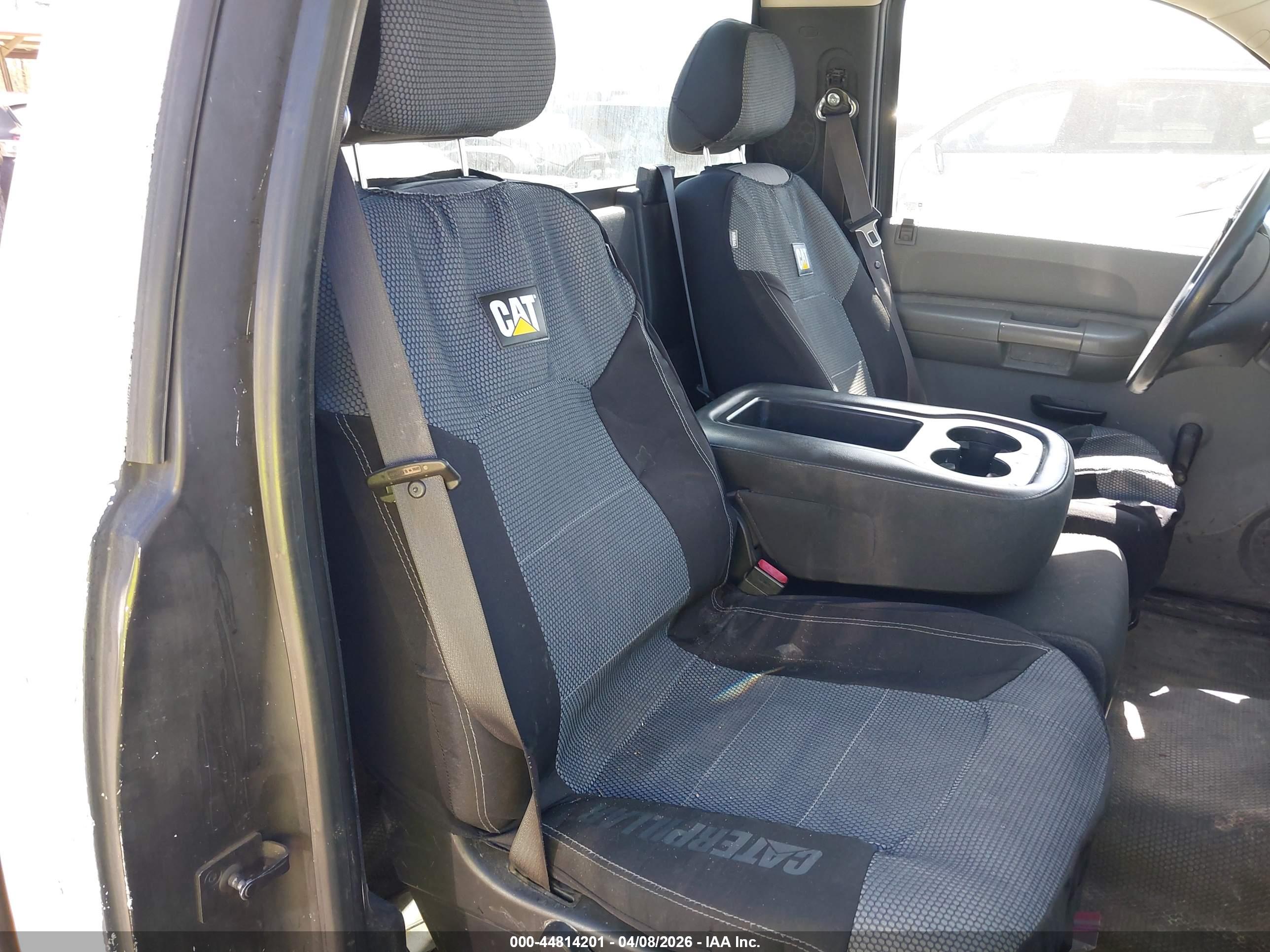 GMC SIERRA image 8