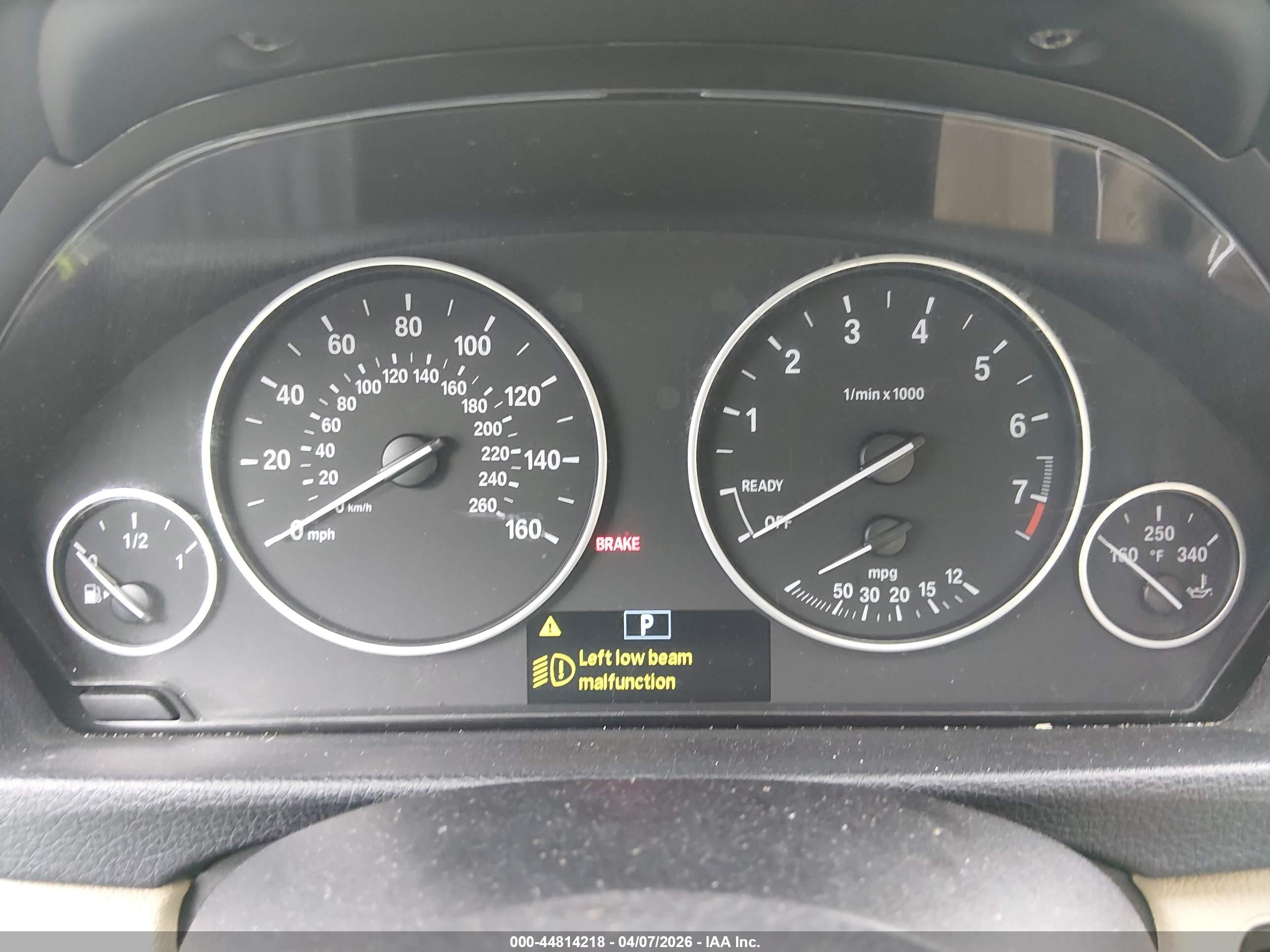 BMW 320I image 7