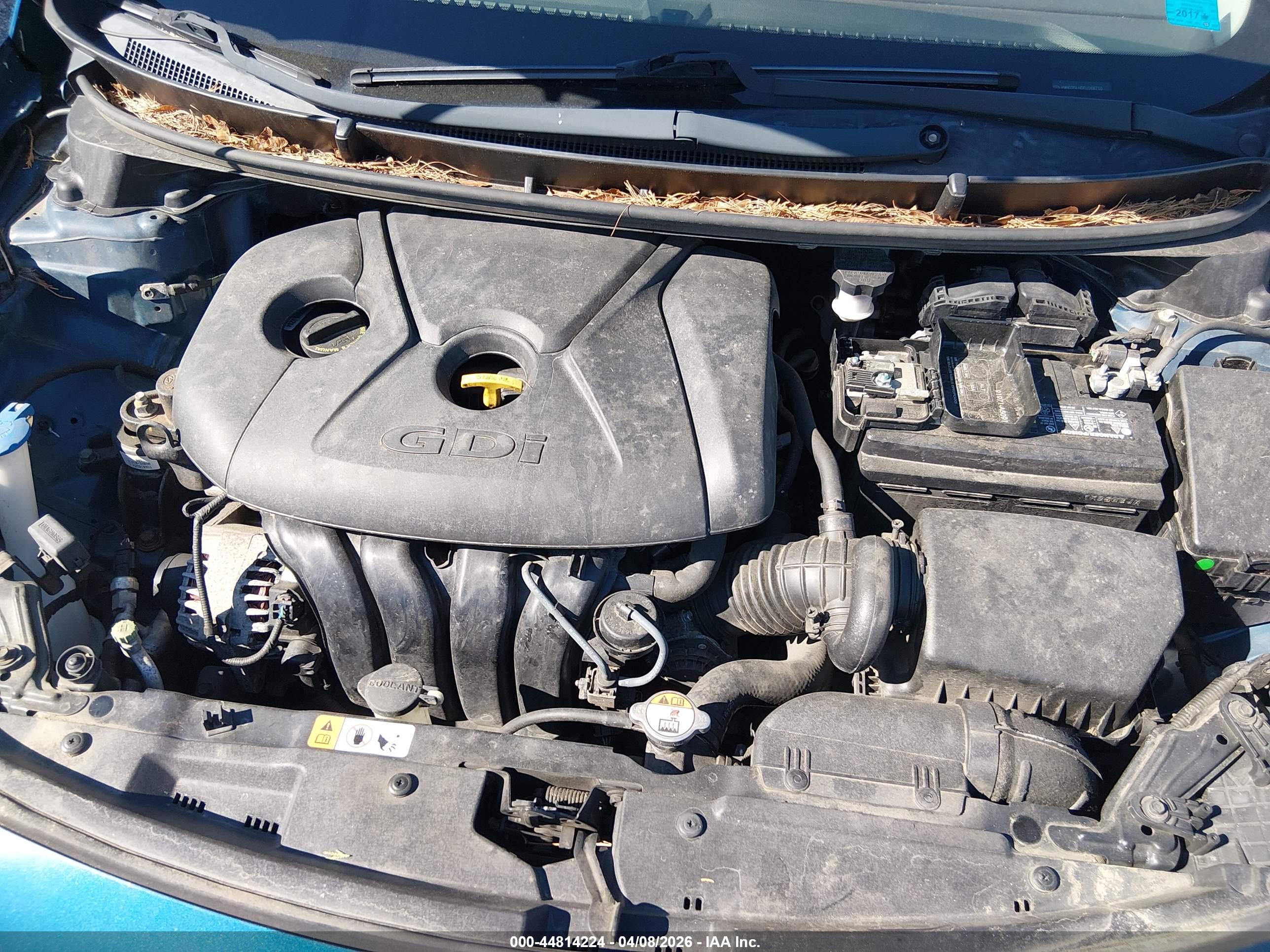 HYUNDAI ELANTRA image 10
