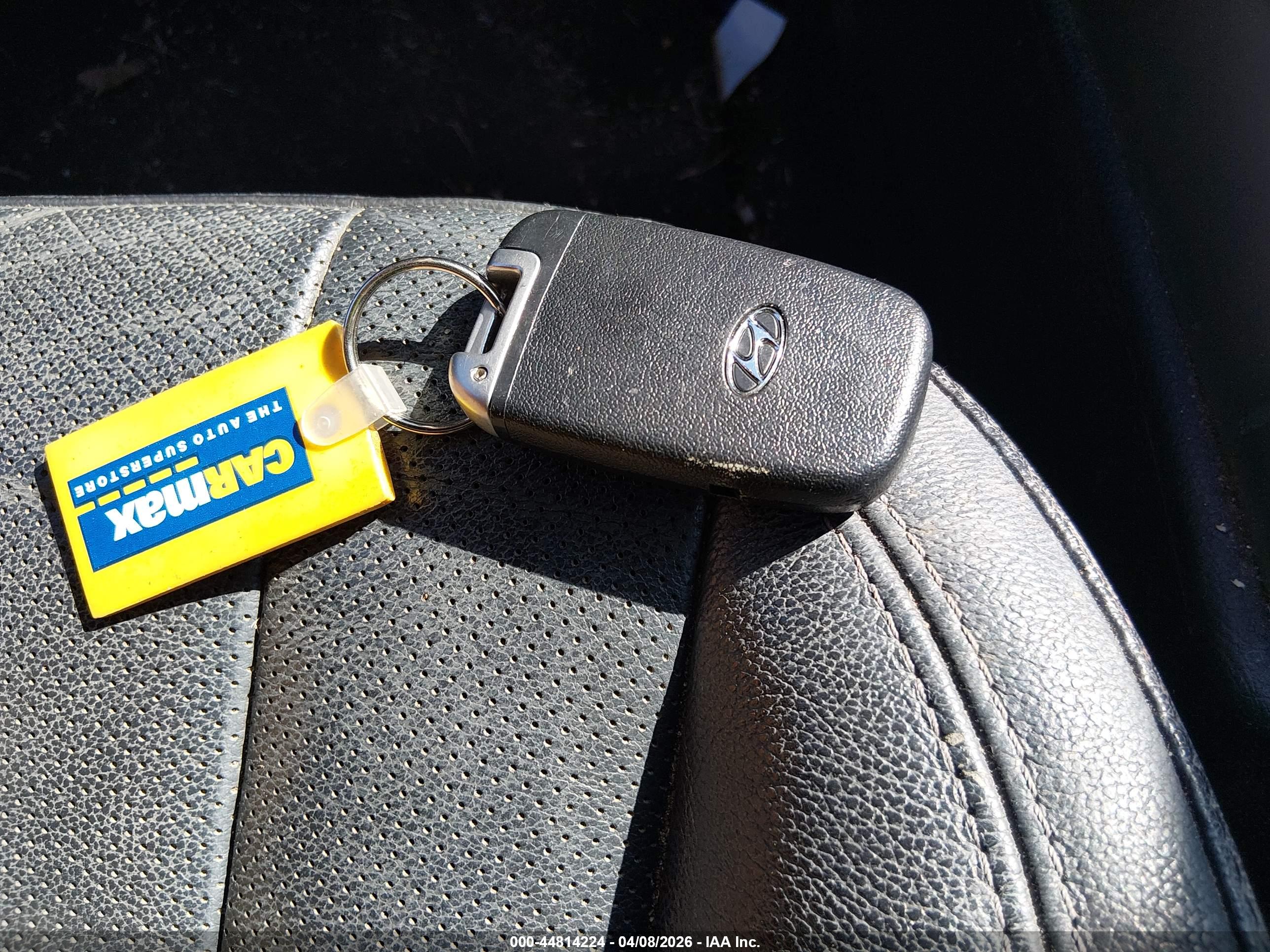 HYUNDAI ELANTRA image 11