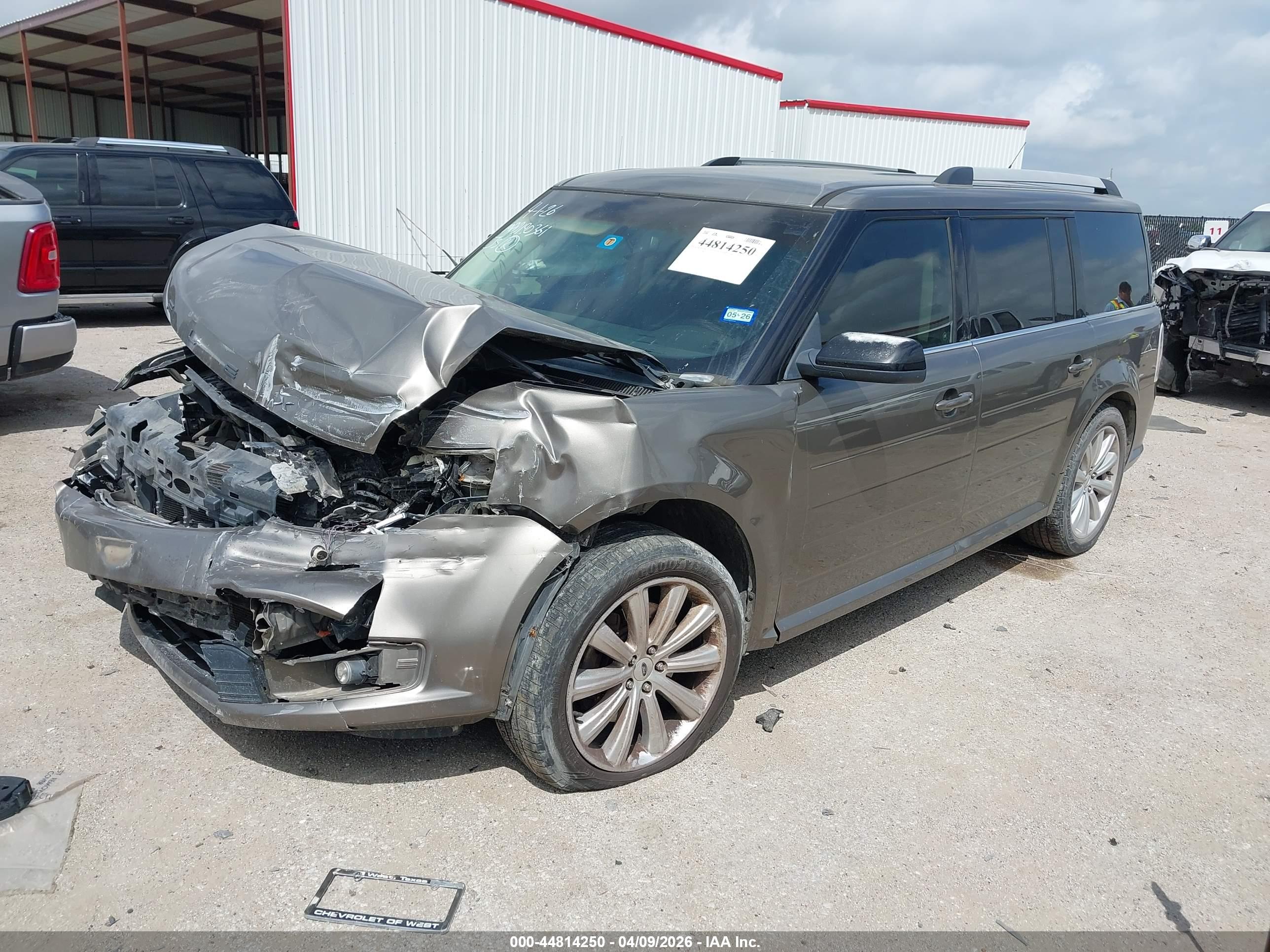 FORD FLEX image 2