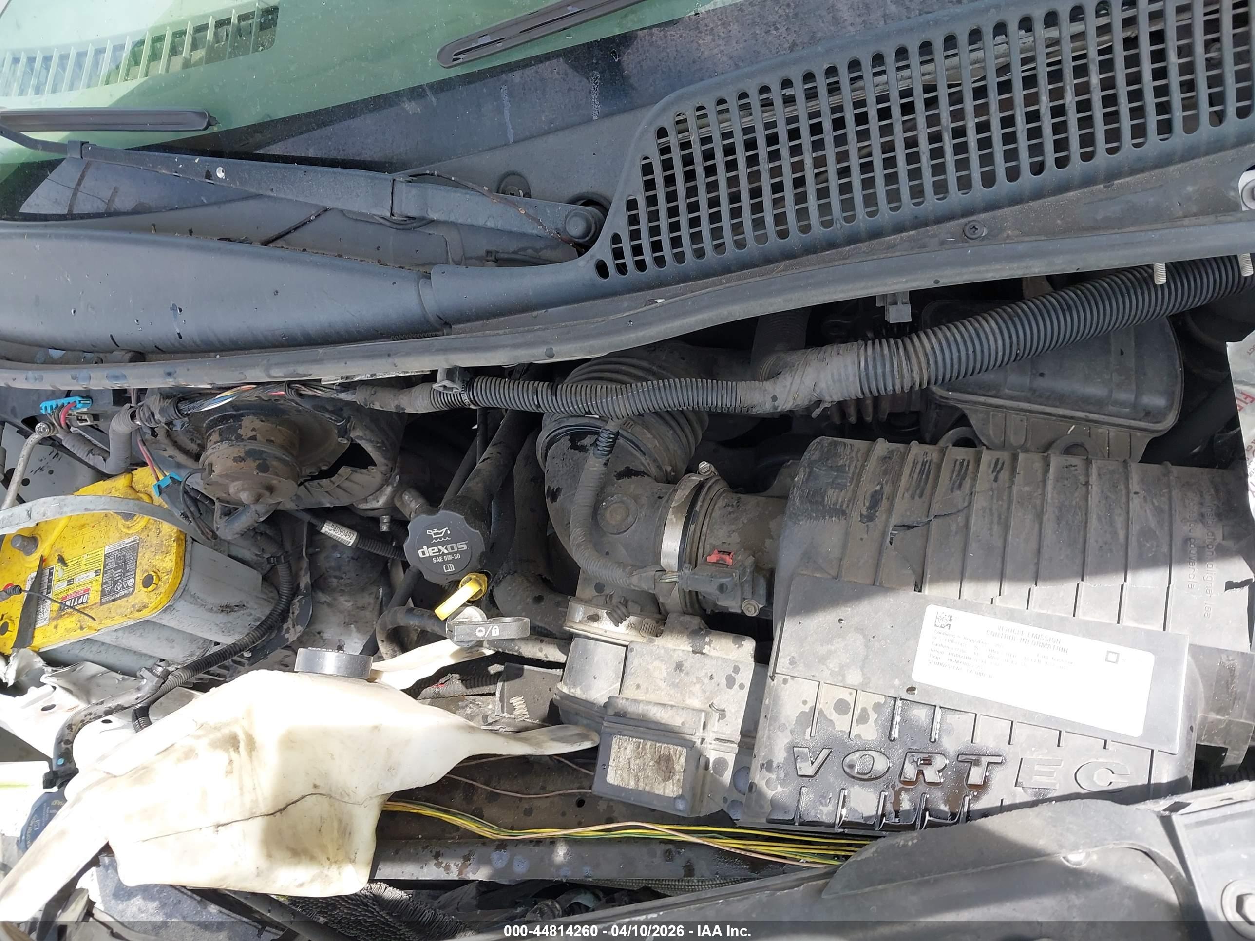 CHEVROLET EXPRESS image 10