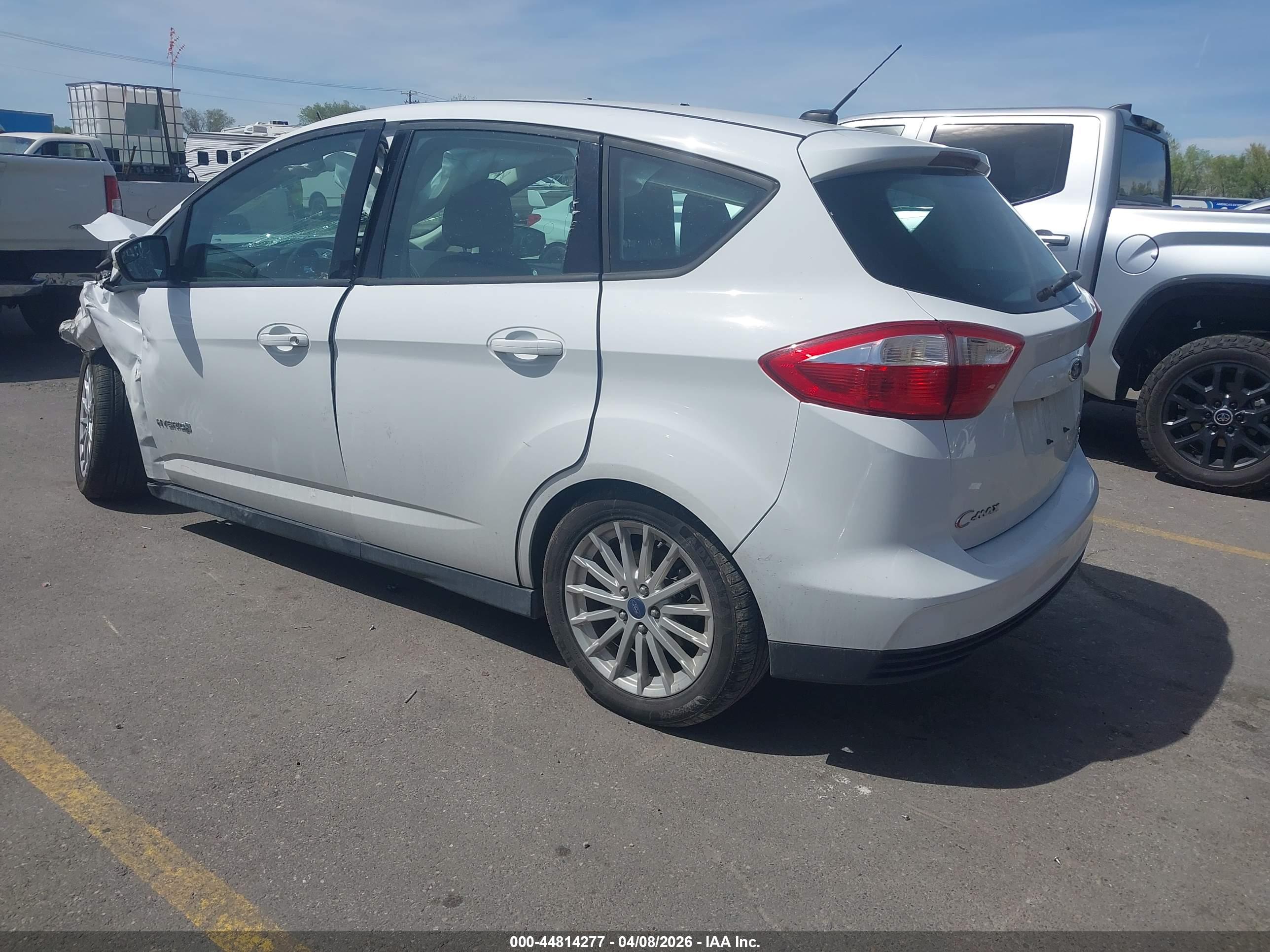 FORD C-MAX image 3
