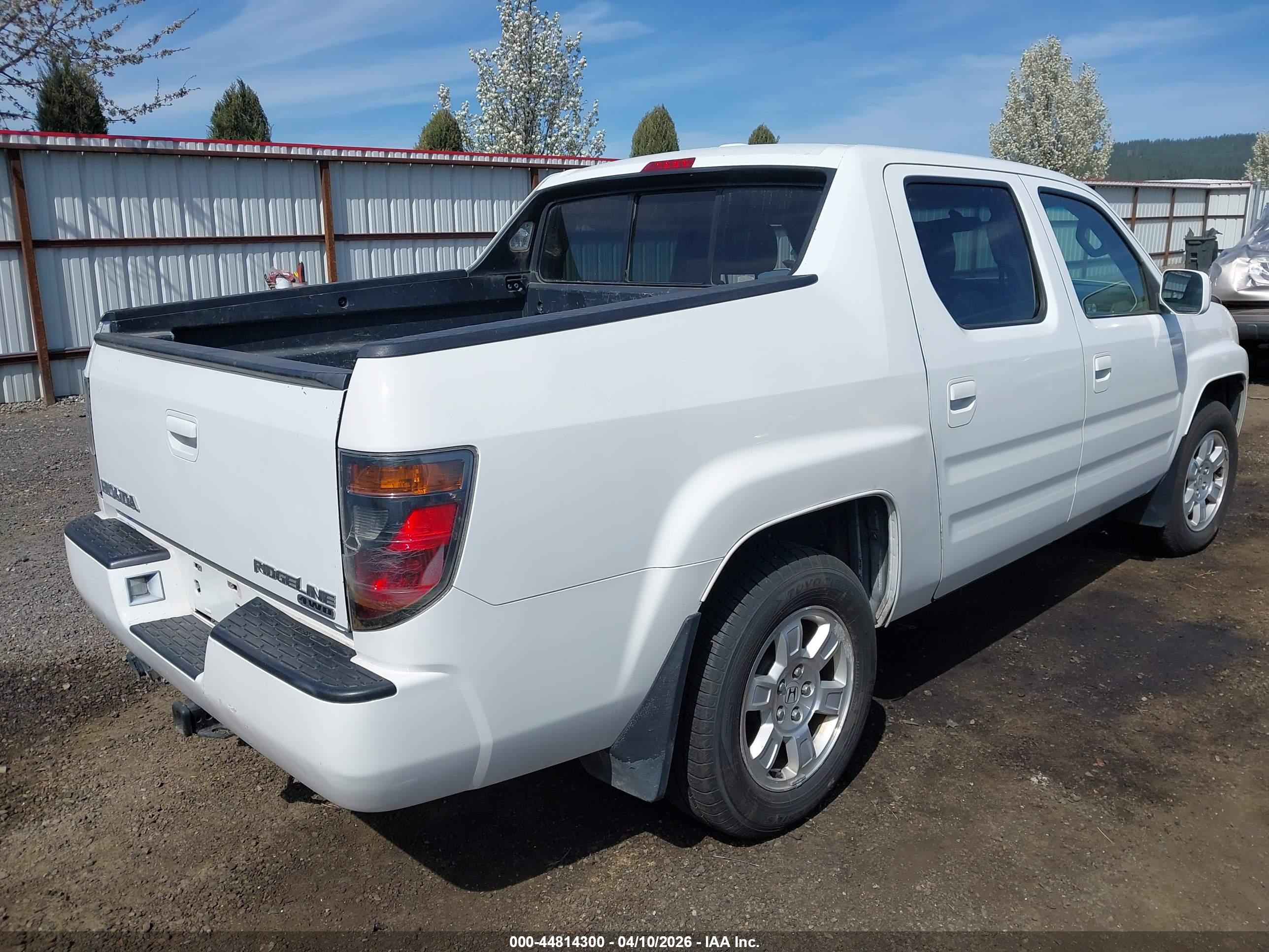HONDA RIDGELINE image 4