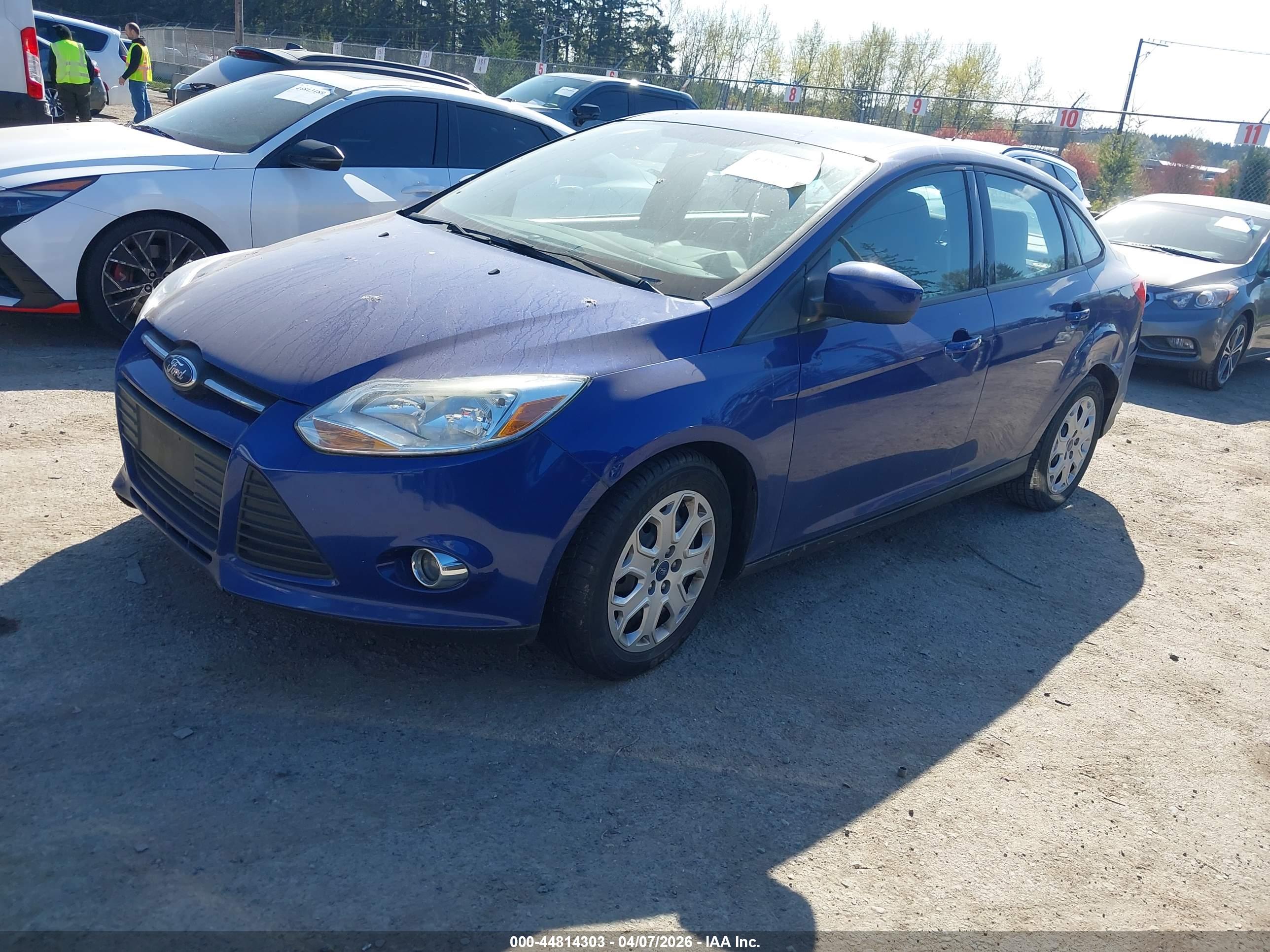 FORD FOCUS image 2
