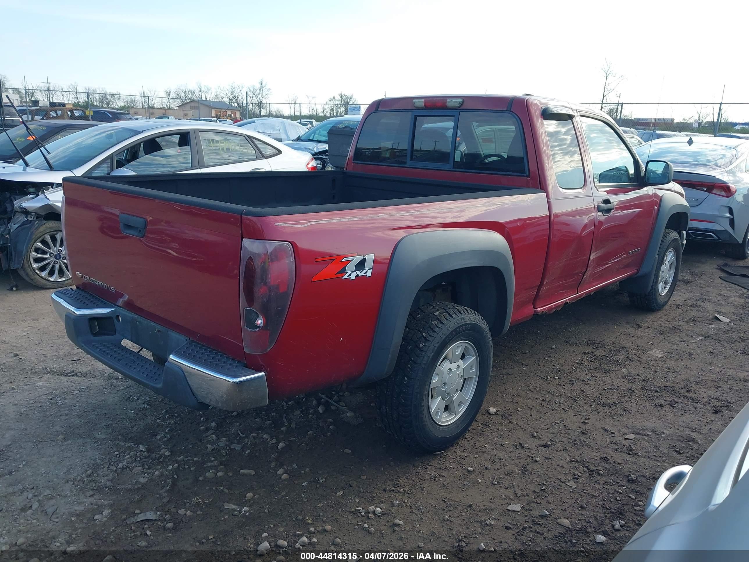 CHEVROLET COLORADO image 4