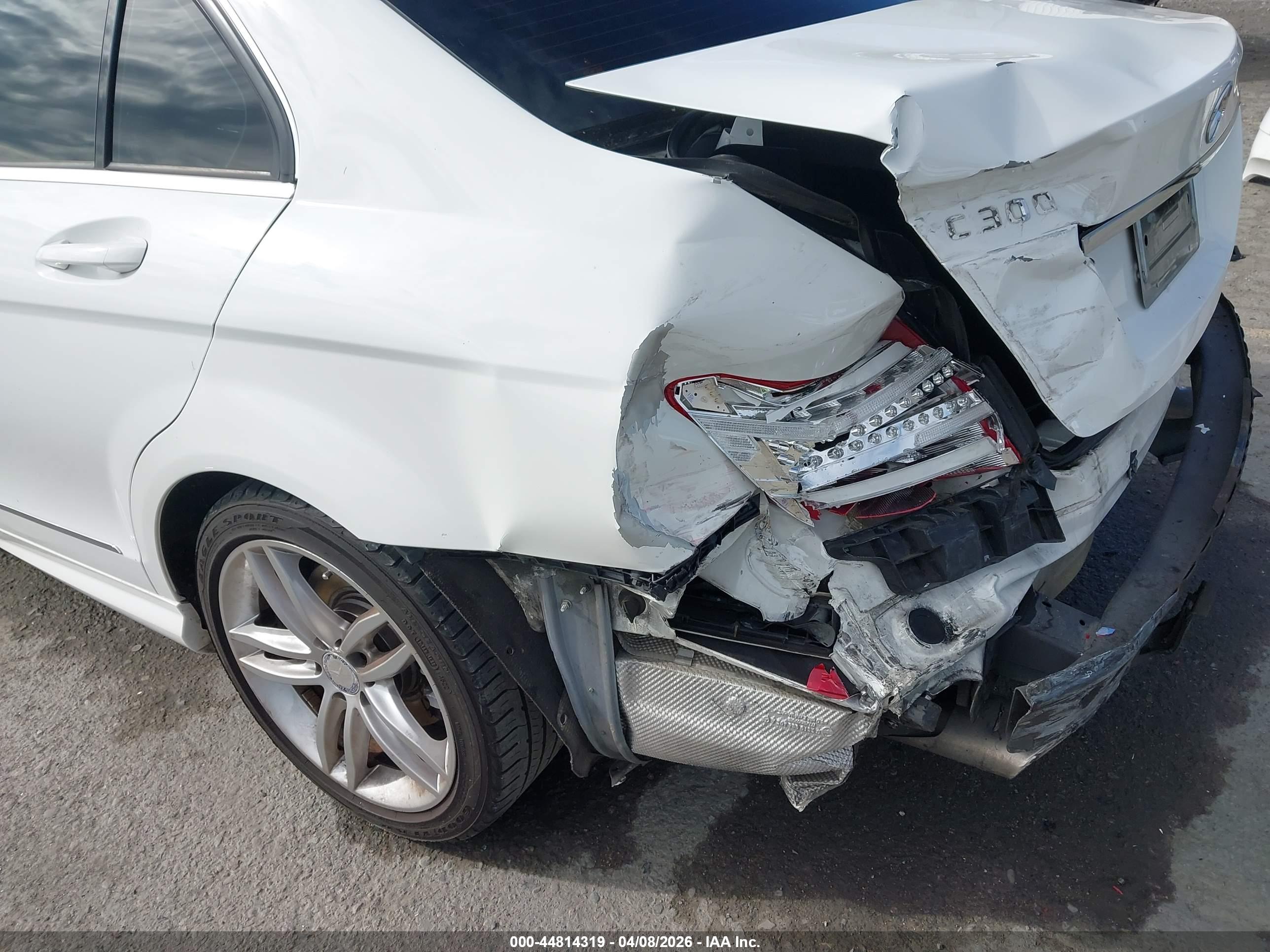MERCEDES-BENZ C image 6