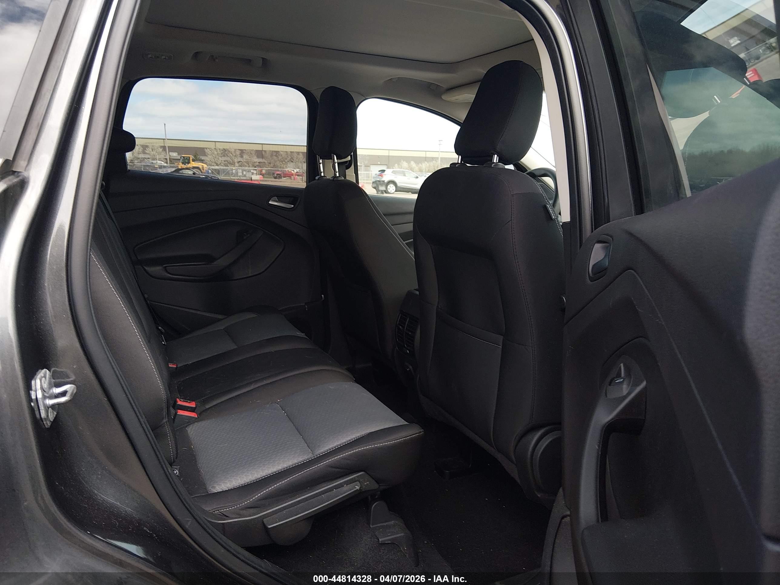 FORD ESCAPE image 8