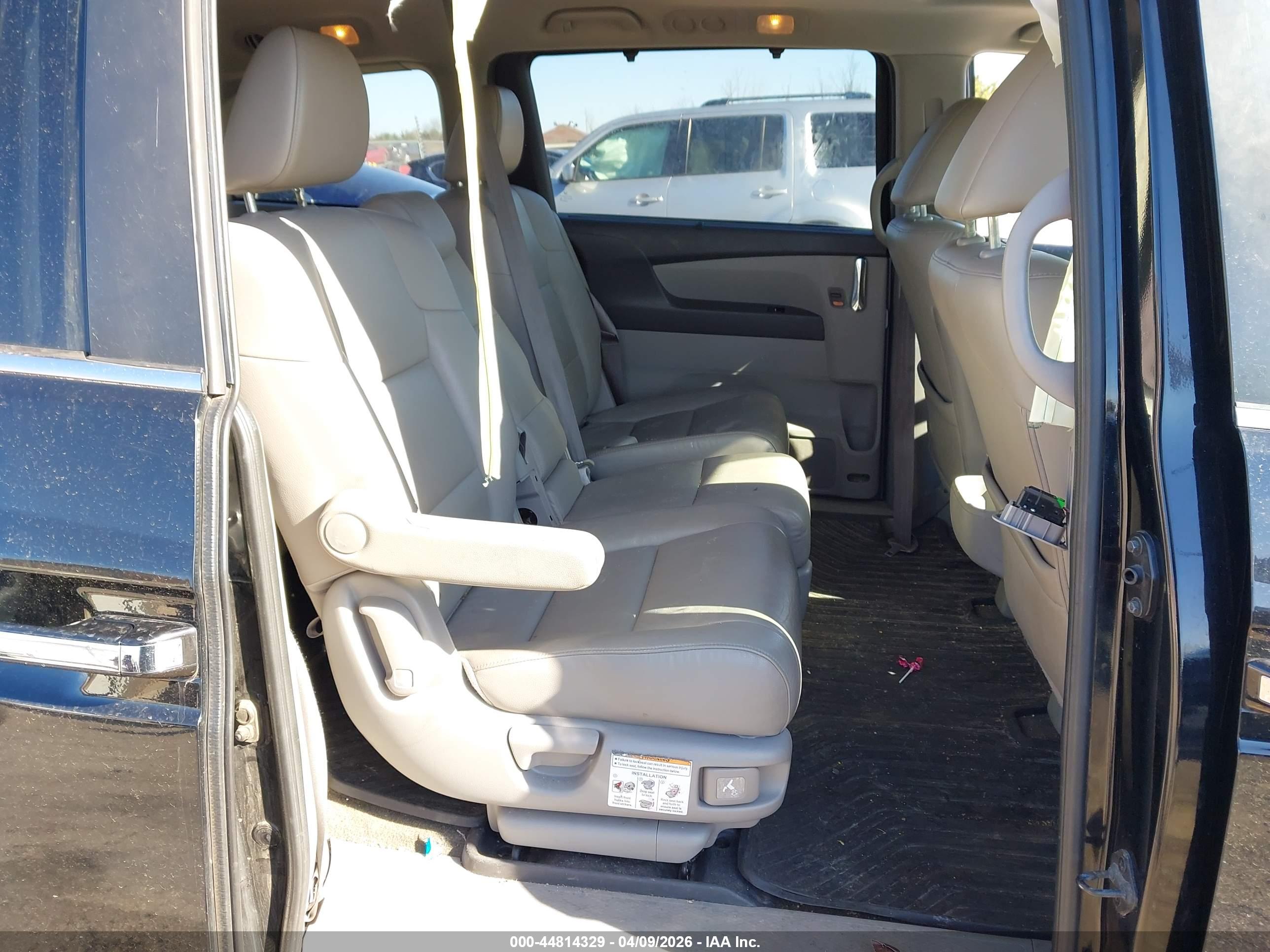 HONDA ODYSSEY image 8