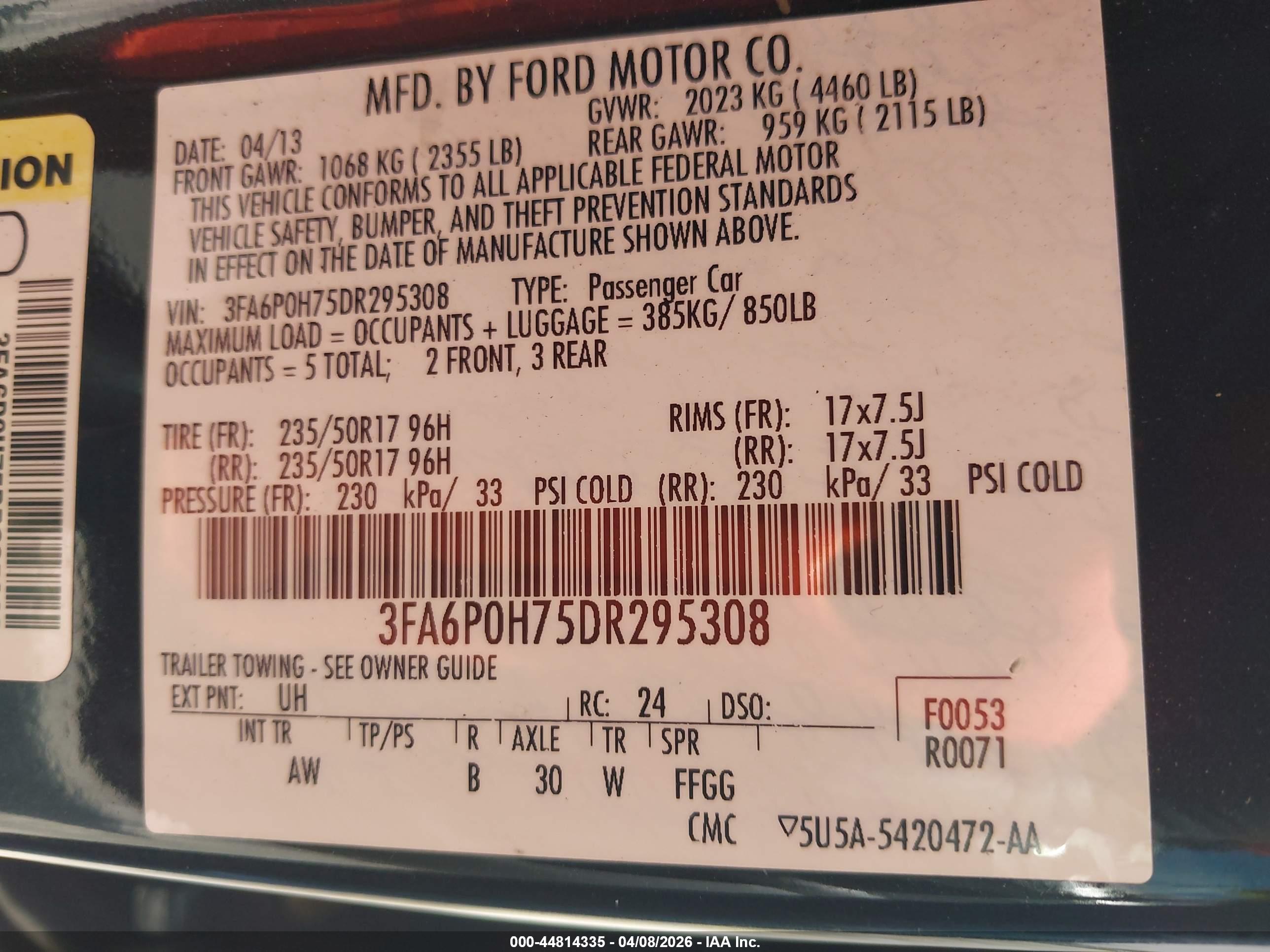 FORD FUSION image 9