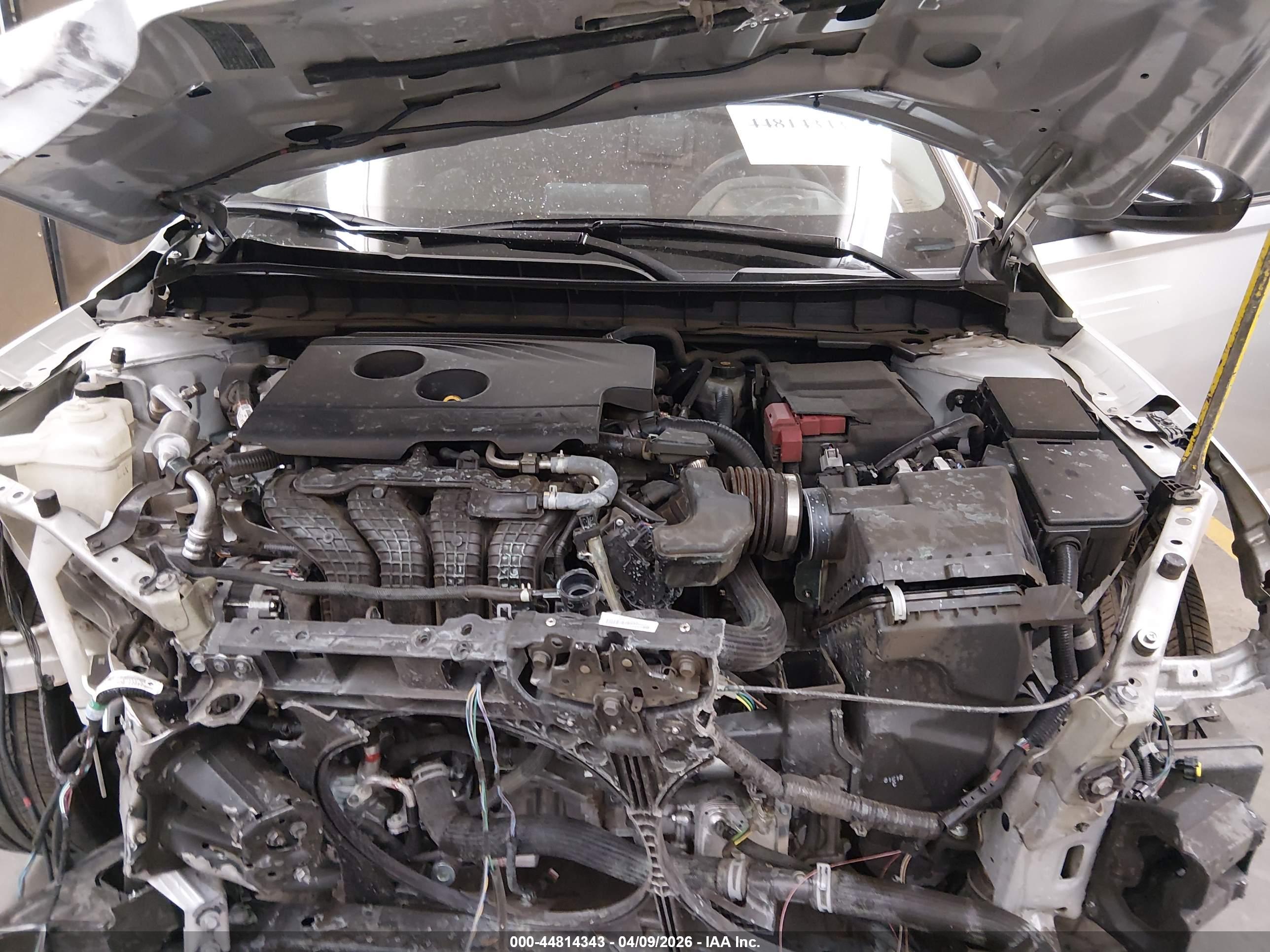 NISSAN ALTIMA image 10