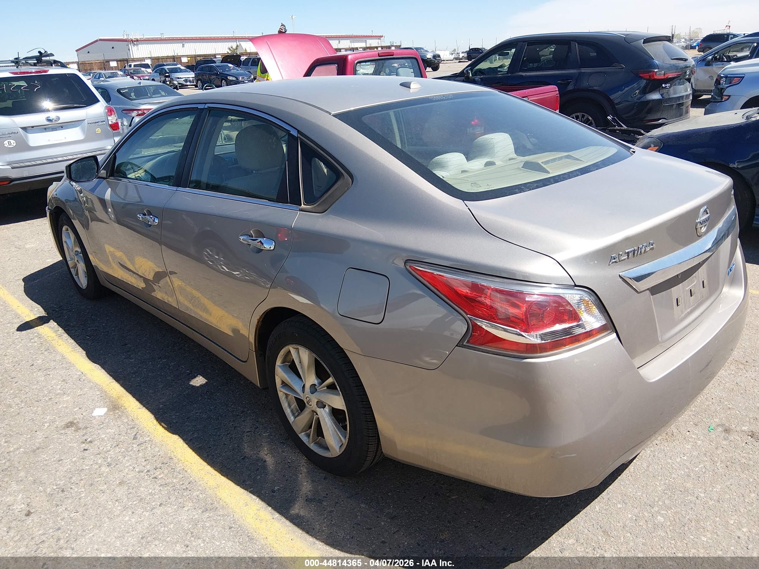 NISSAN ALTIMA image 3