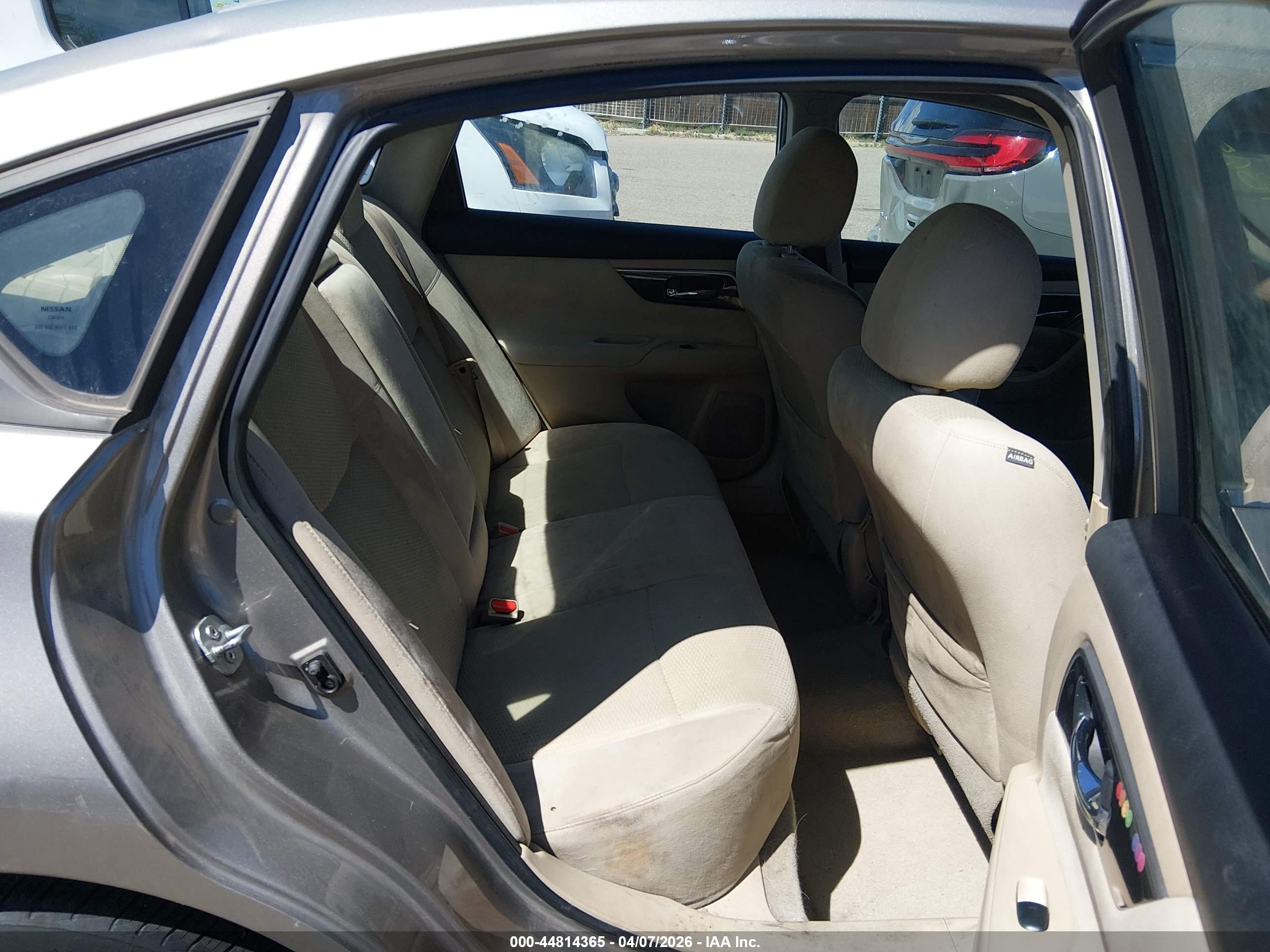 NISSAN ALTIMA image 8
