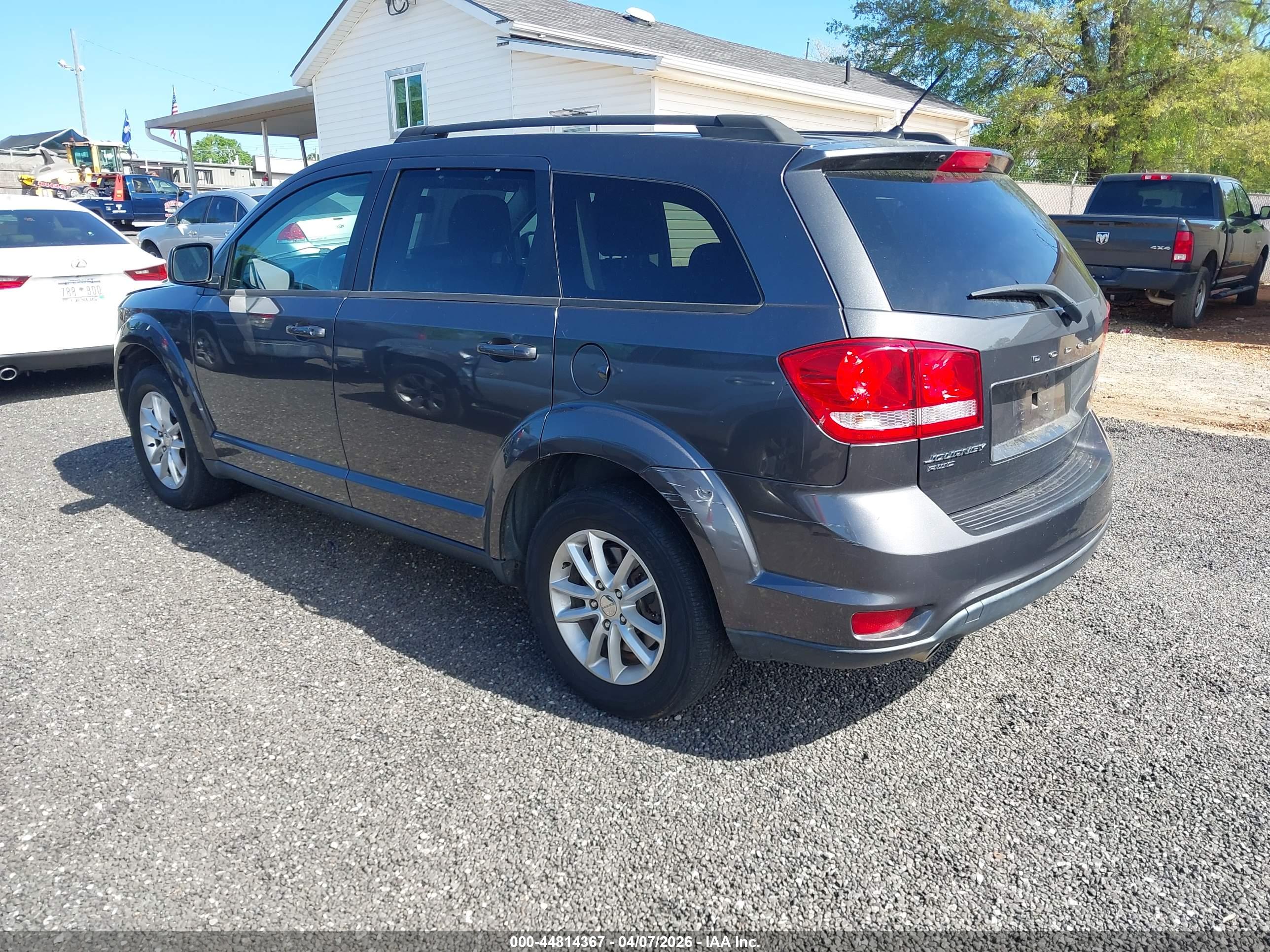 DODGE JOURNEY image 3