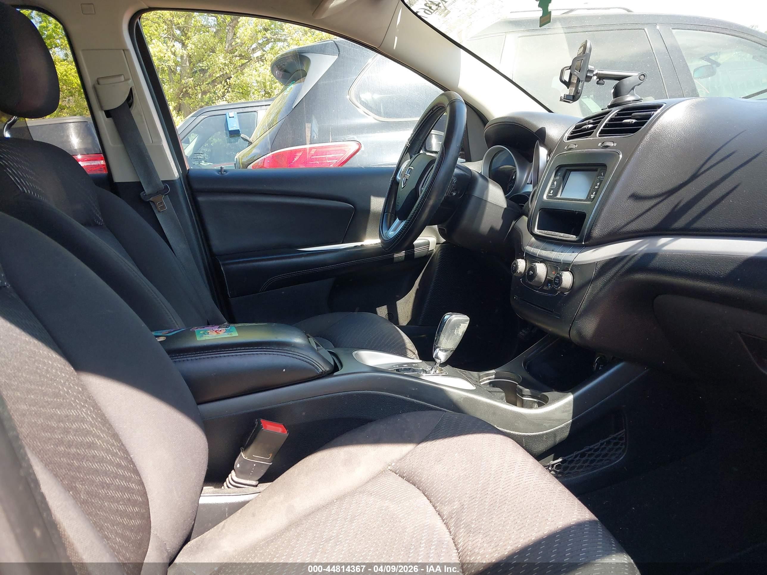 DODGE JOURNEY image 5
