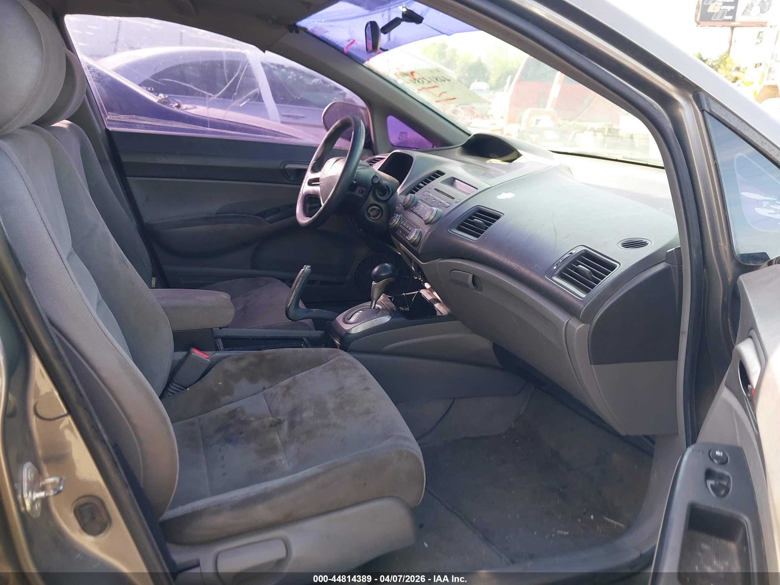 HONDA CIVIC image 5