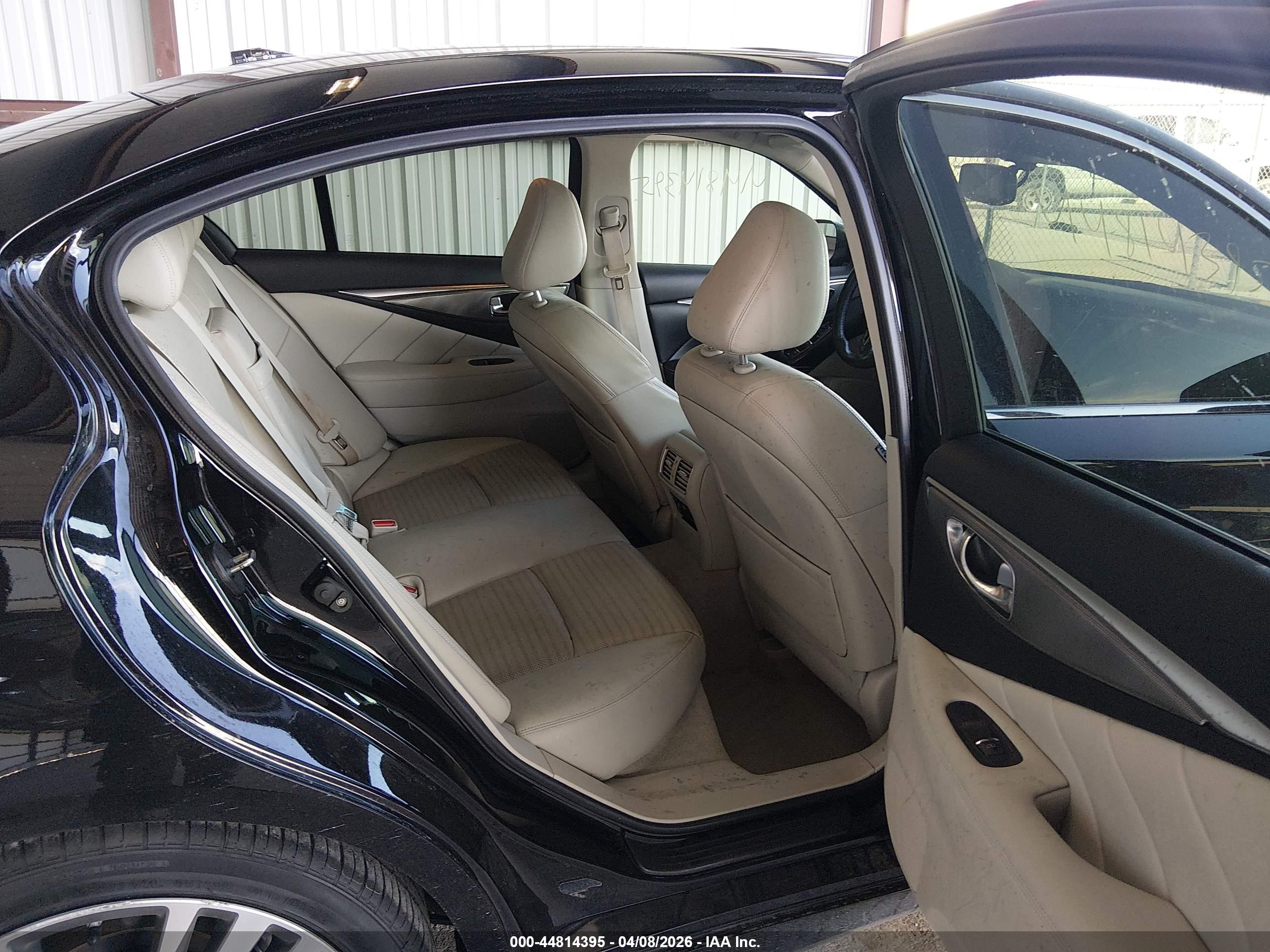 INFINITI Q50 image 8