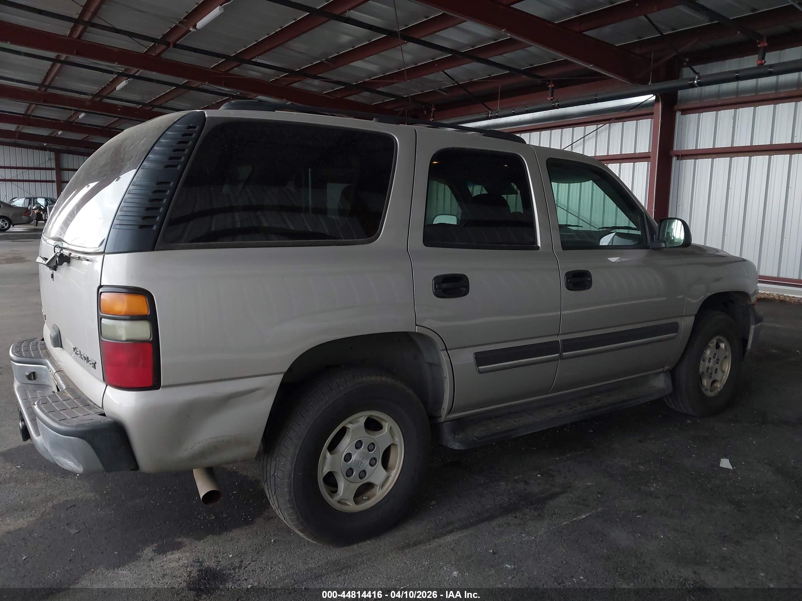 CHEVROLET TAHOE image 6
