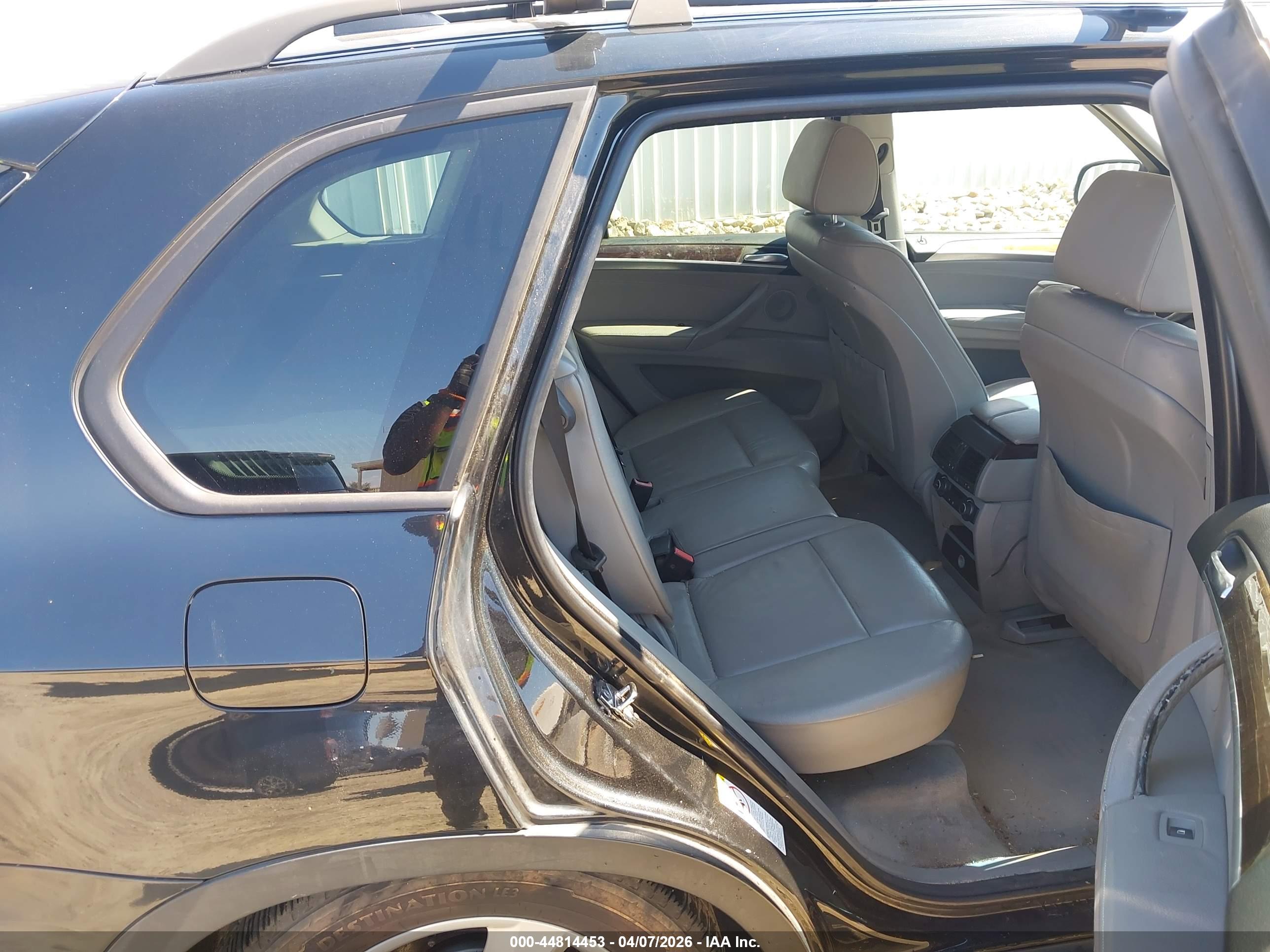 BMW X5 image 8