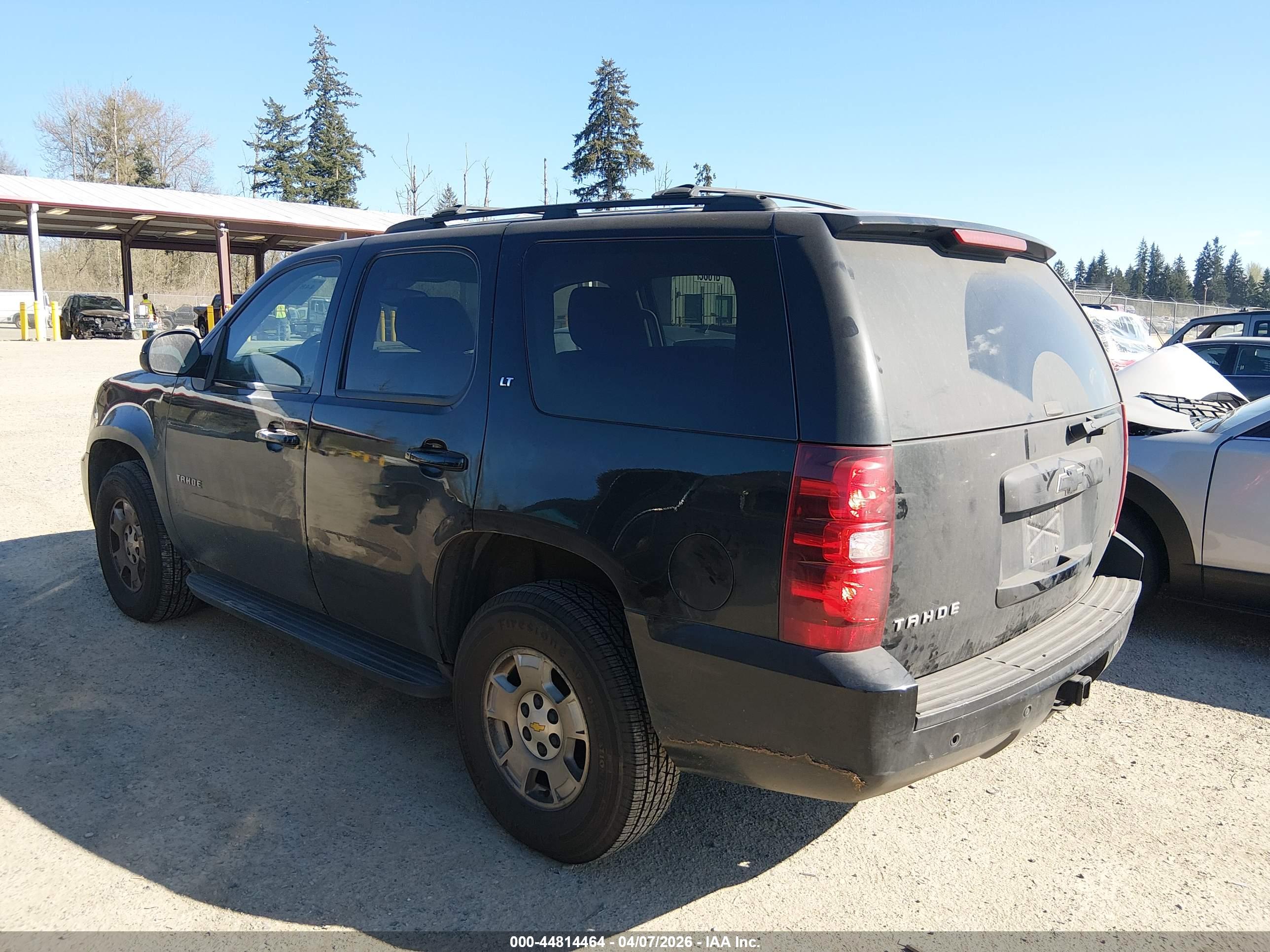 CHEVROLET TAHOE image 6