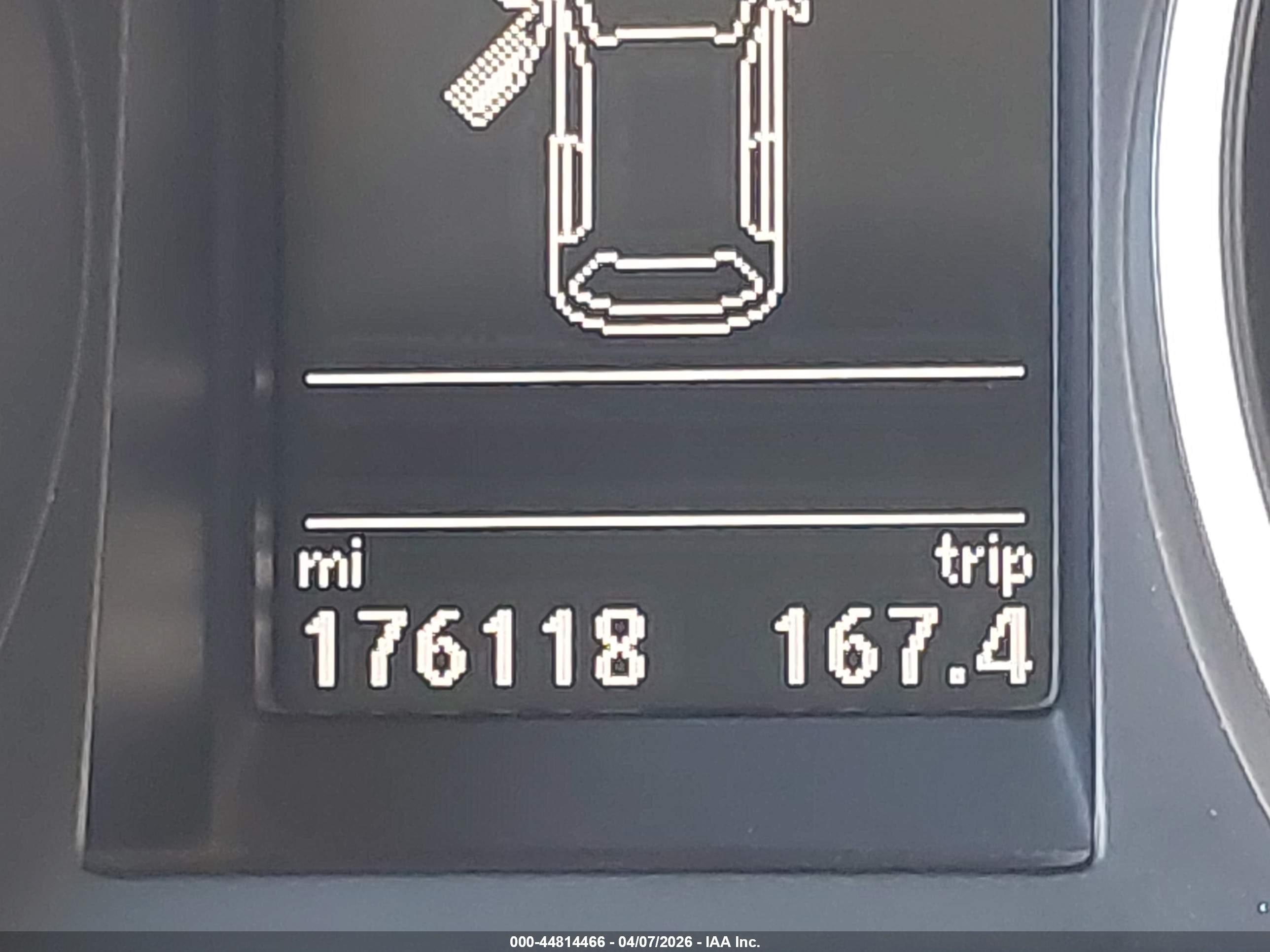 VOLKSWAGEN JETTA image 7