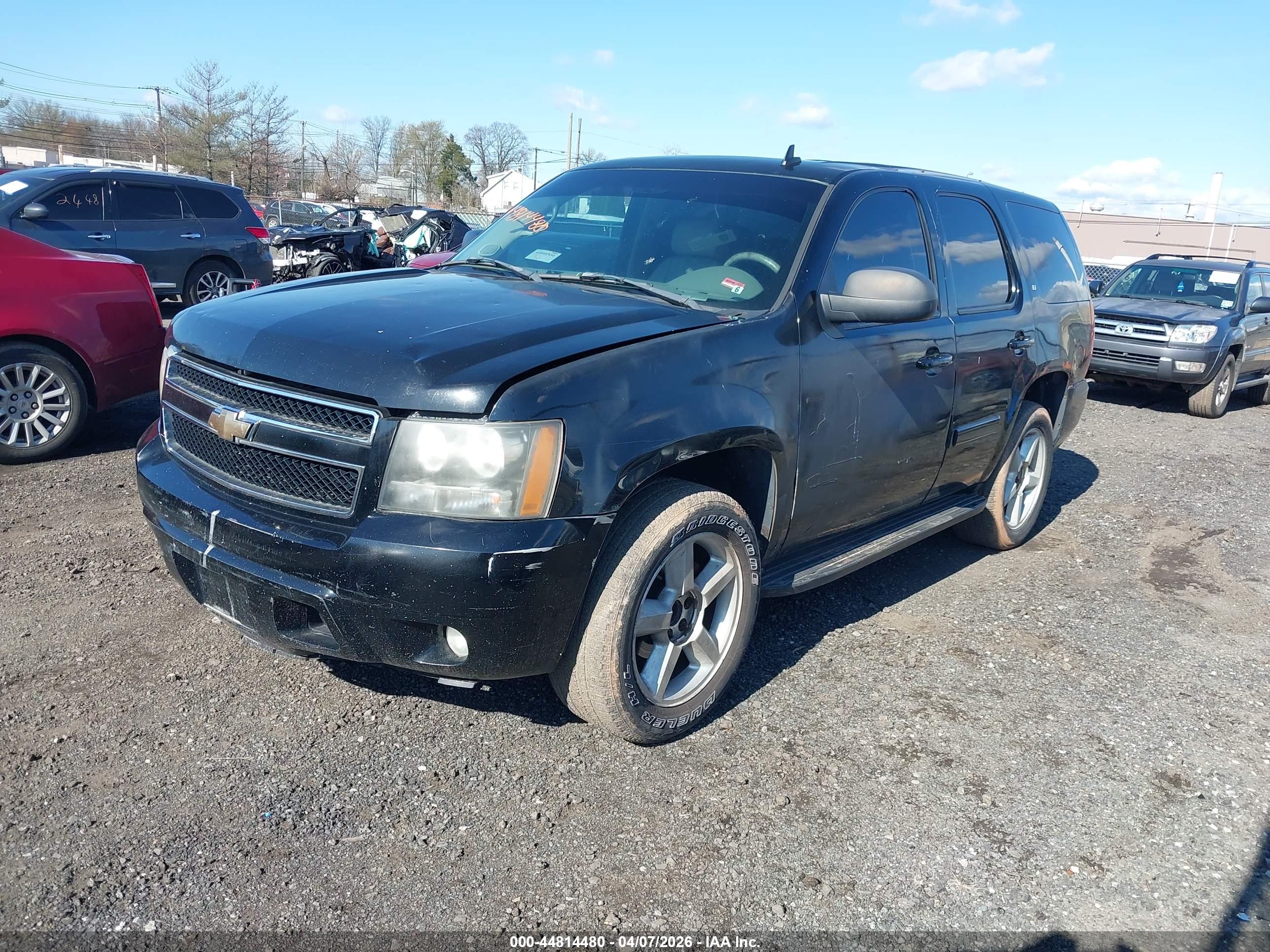 CHEVROLET TAHOE image 2