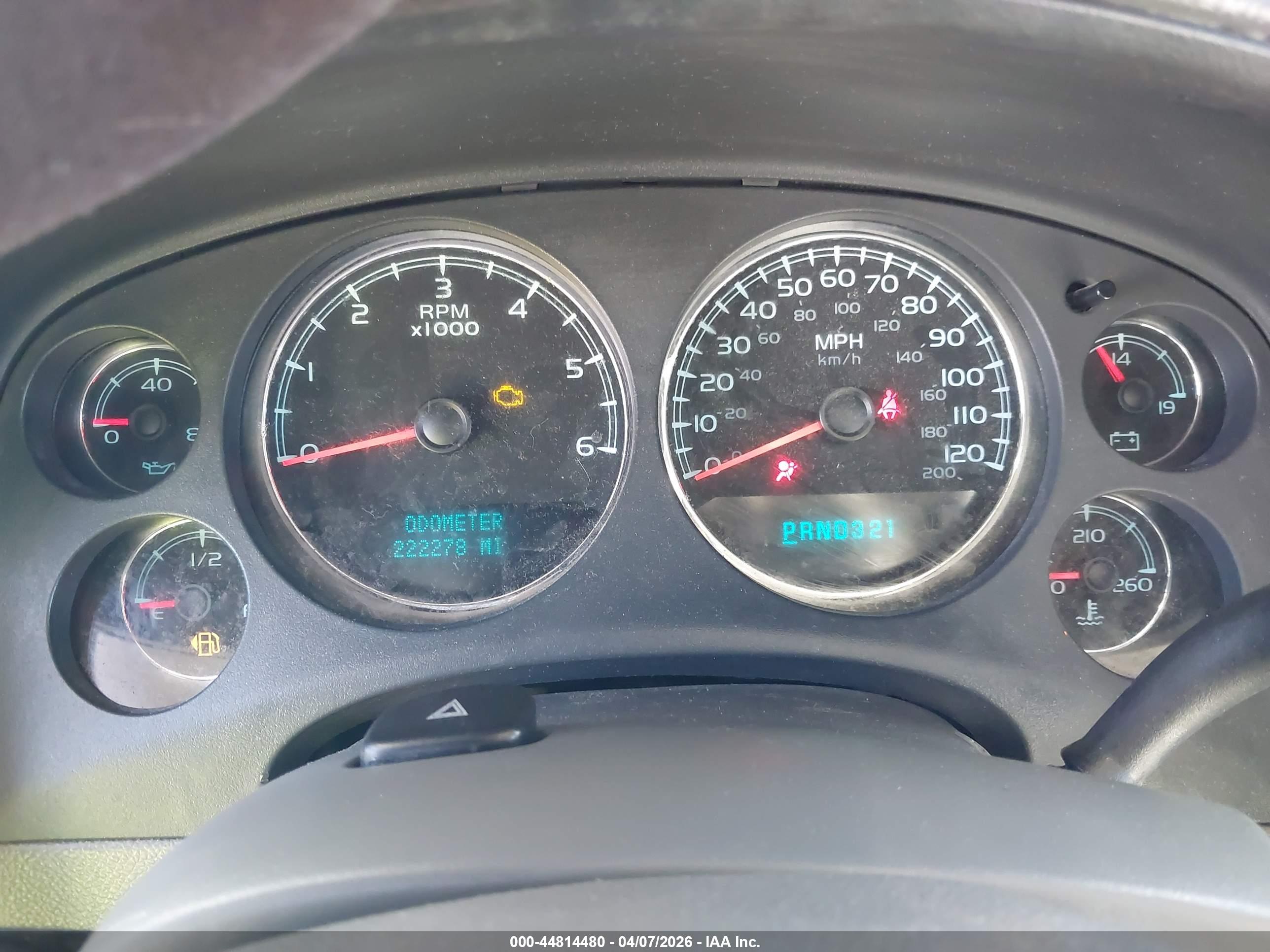 CHEVROLET TAHOE image 7