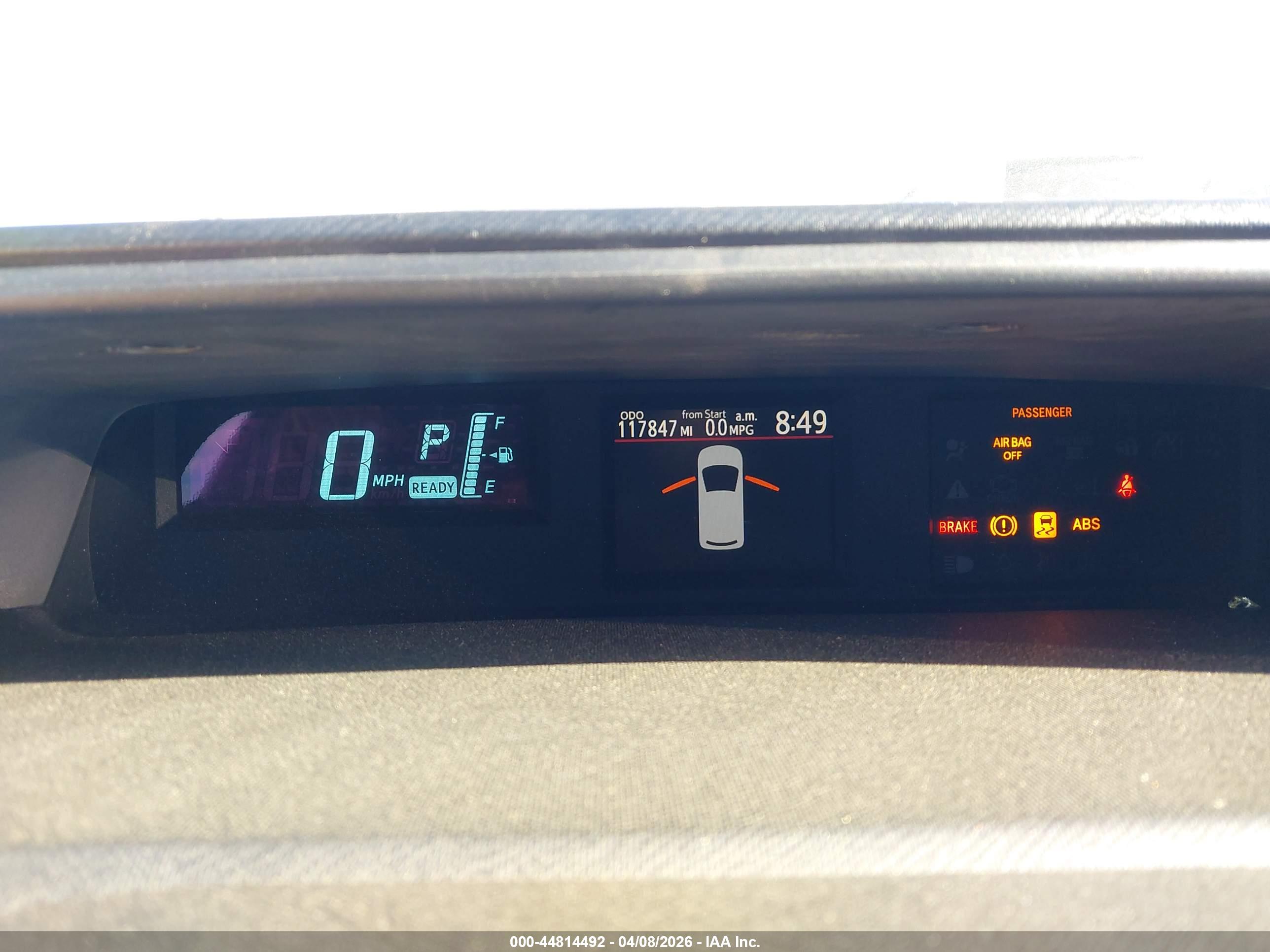 TOYOTA PRIUS image 7