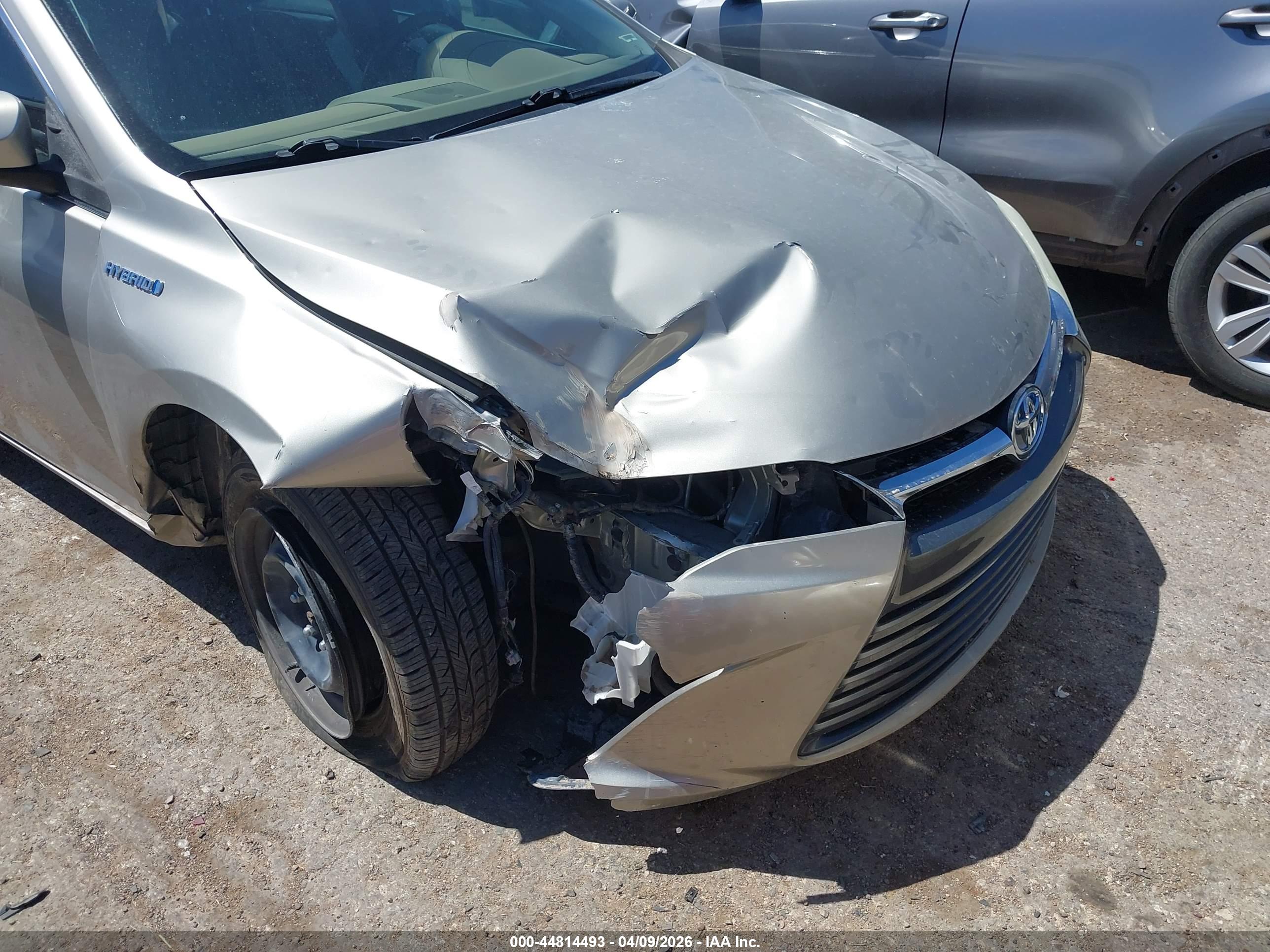 TOYOTA CAMRY image 6