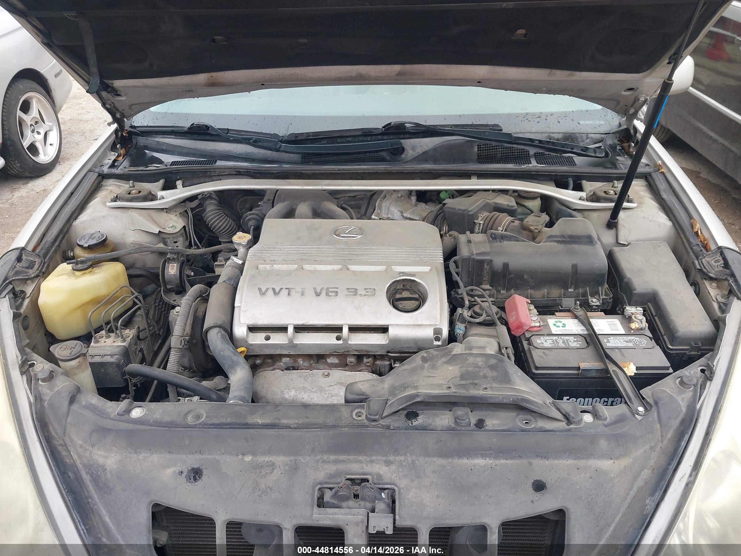 LEXUS ES image 10