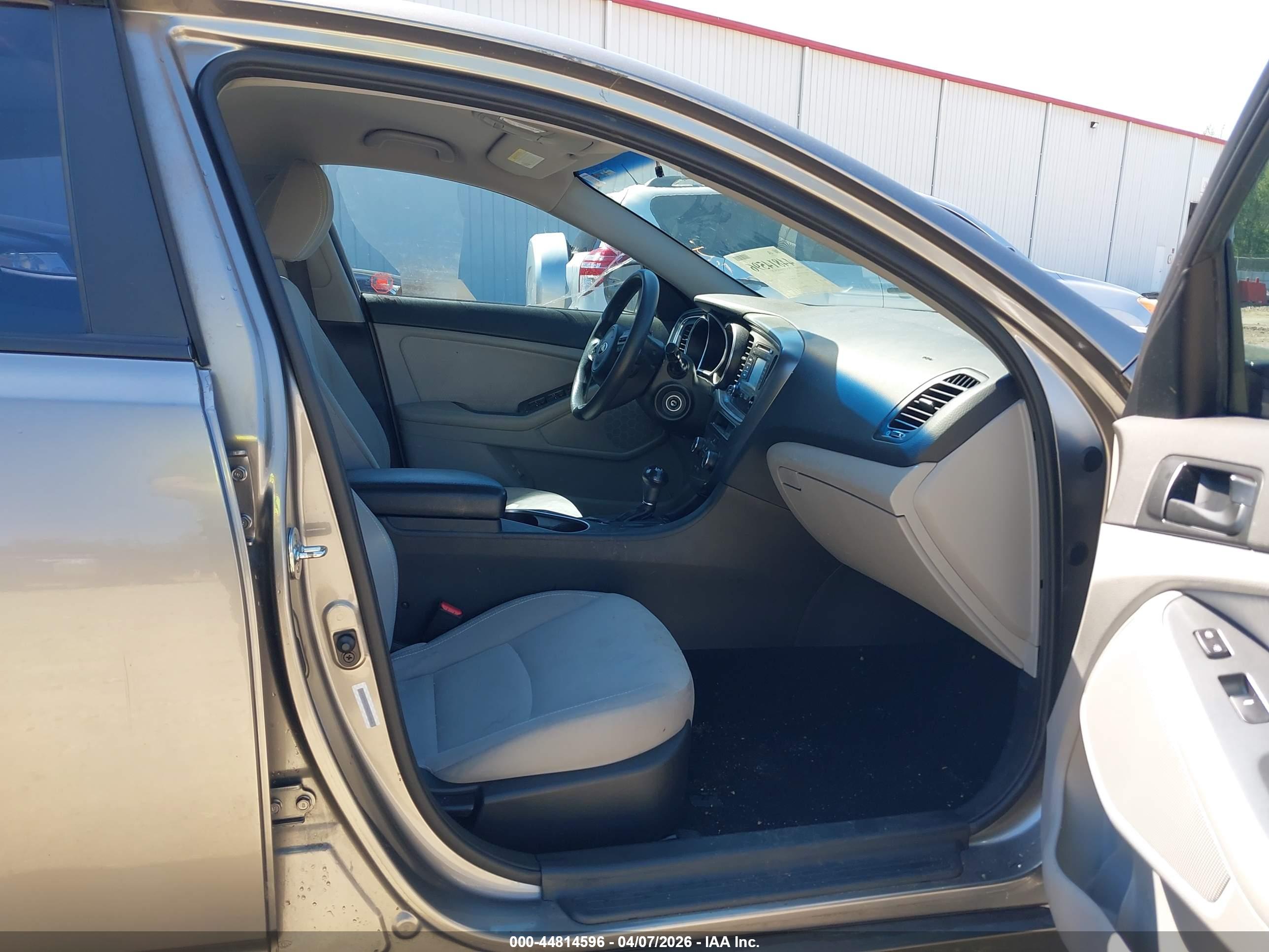 KIA OPTIMA image 5
