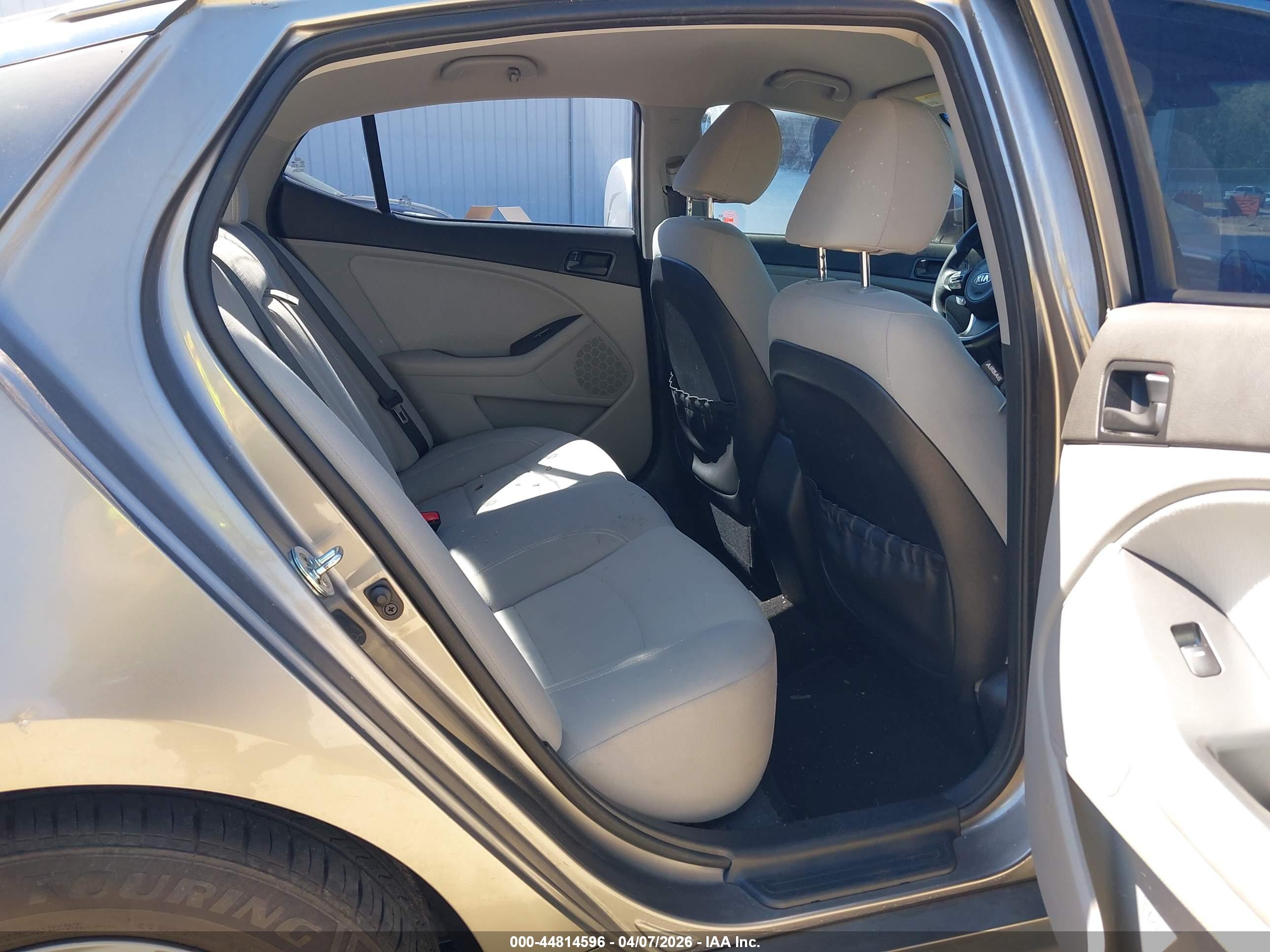 KIA OPTIMA image 8