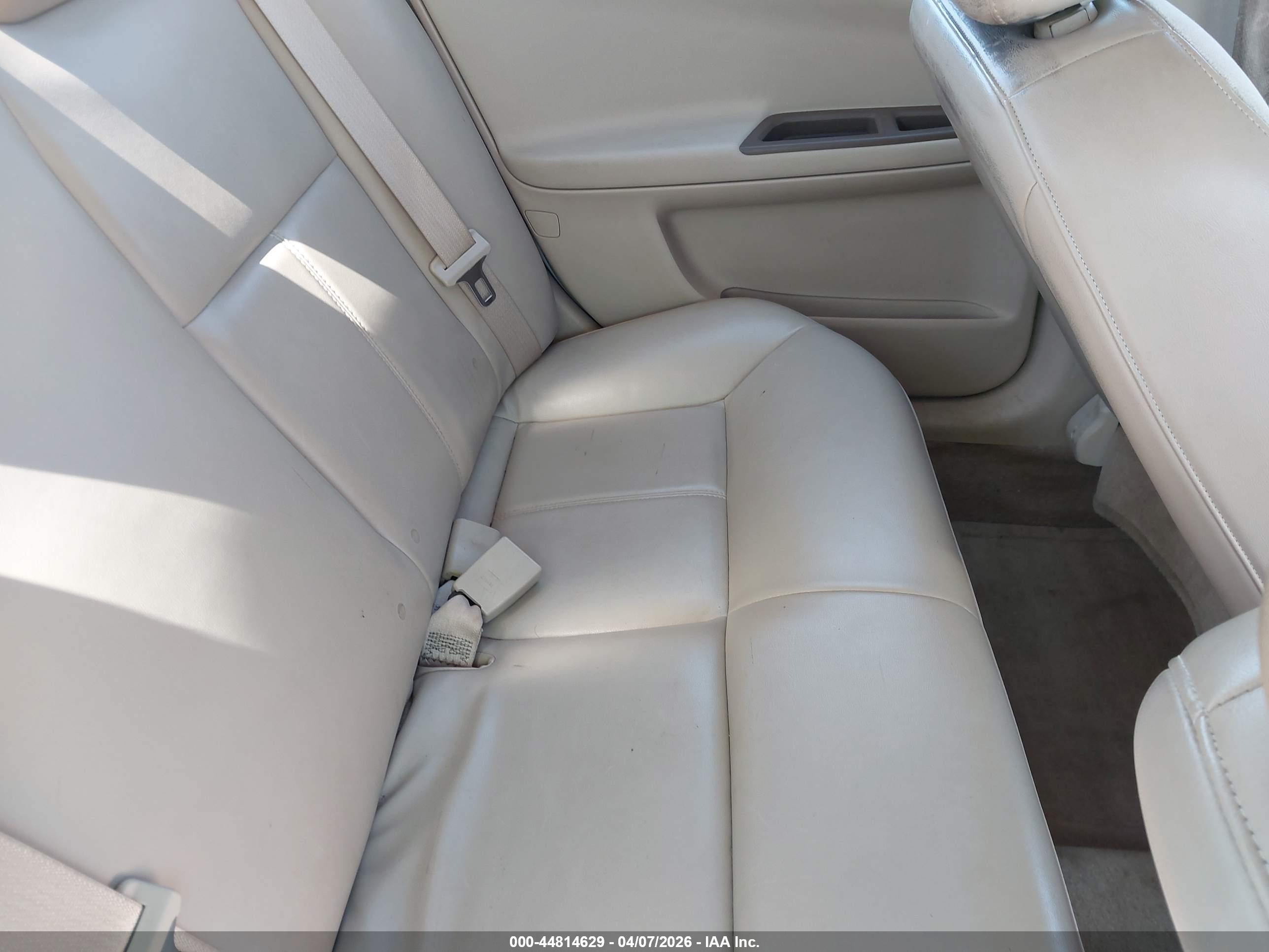 CHEVROLET IMPALA image 8