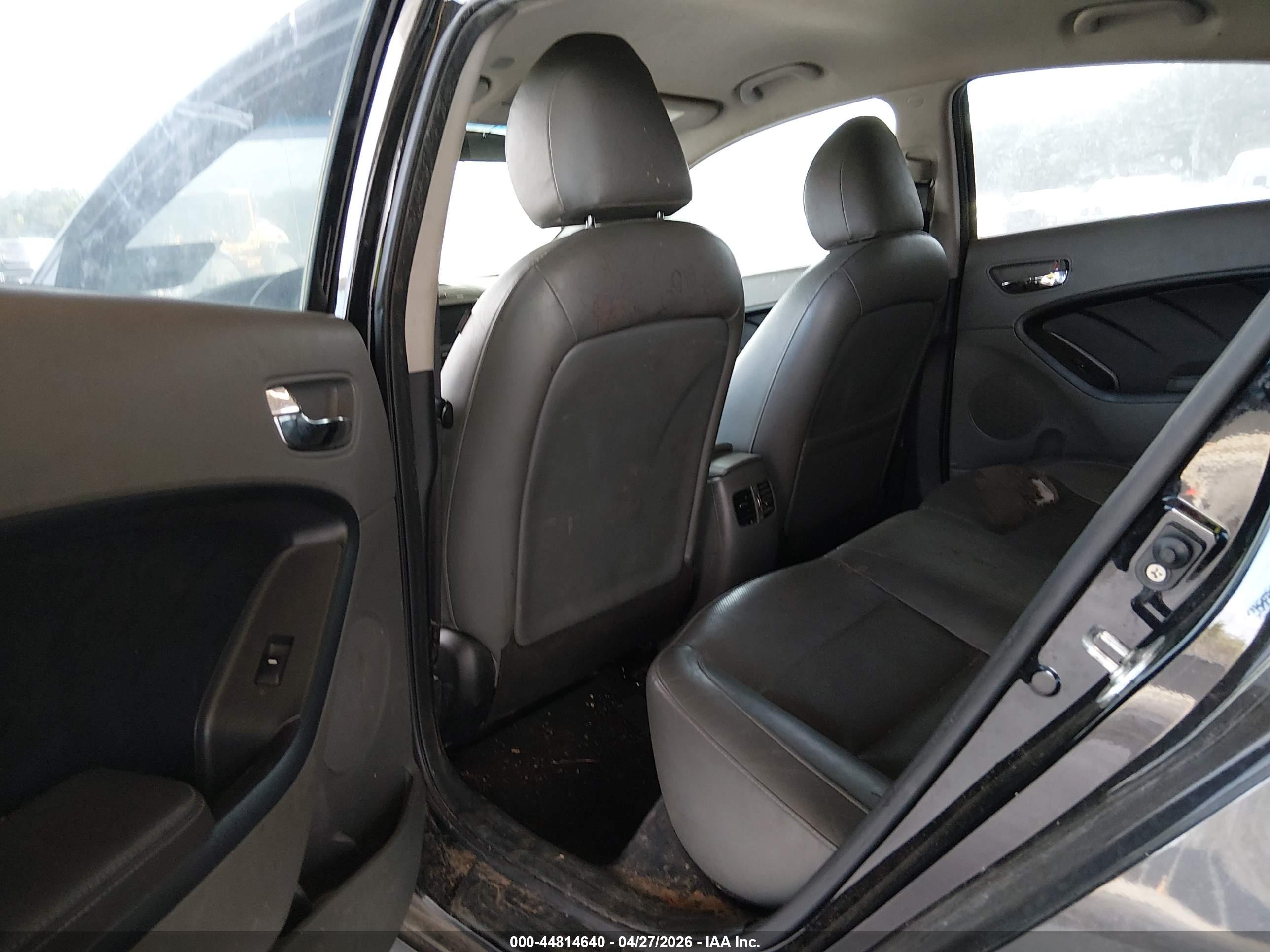 KIA FORTE image 8