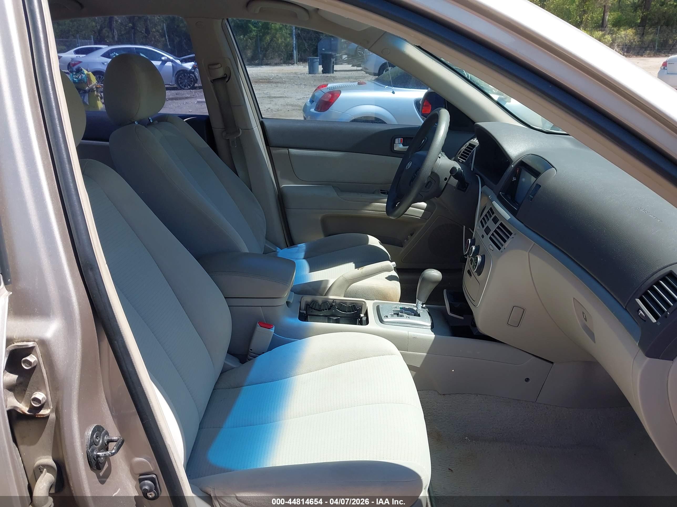 HYUNDAI SONATA image 5