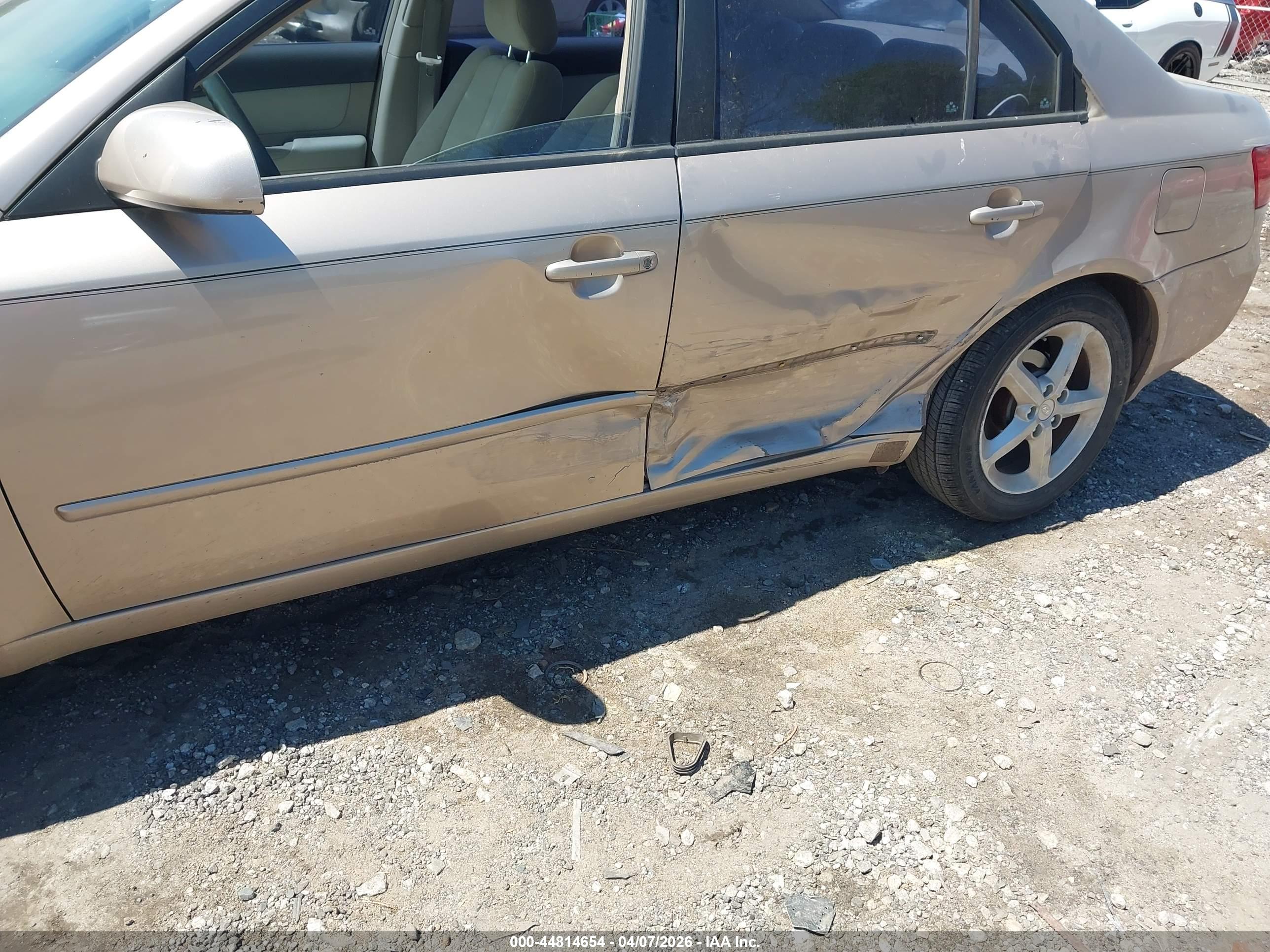 HYUNDAI SONATA image 6