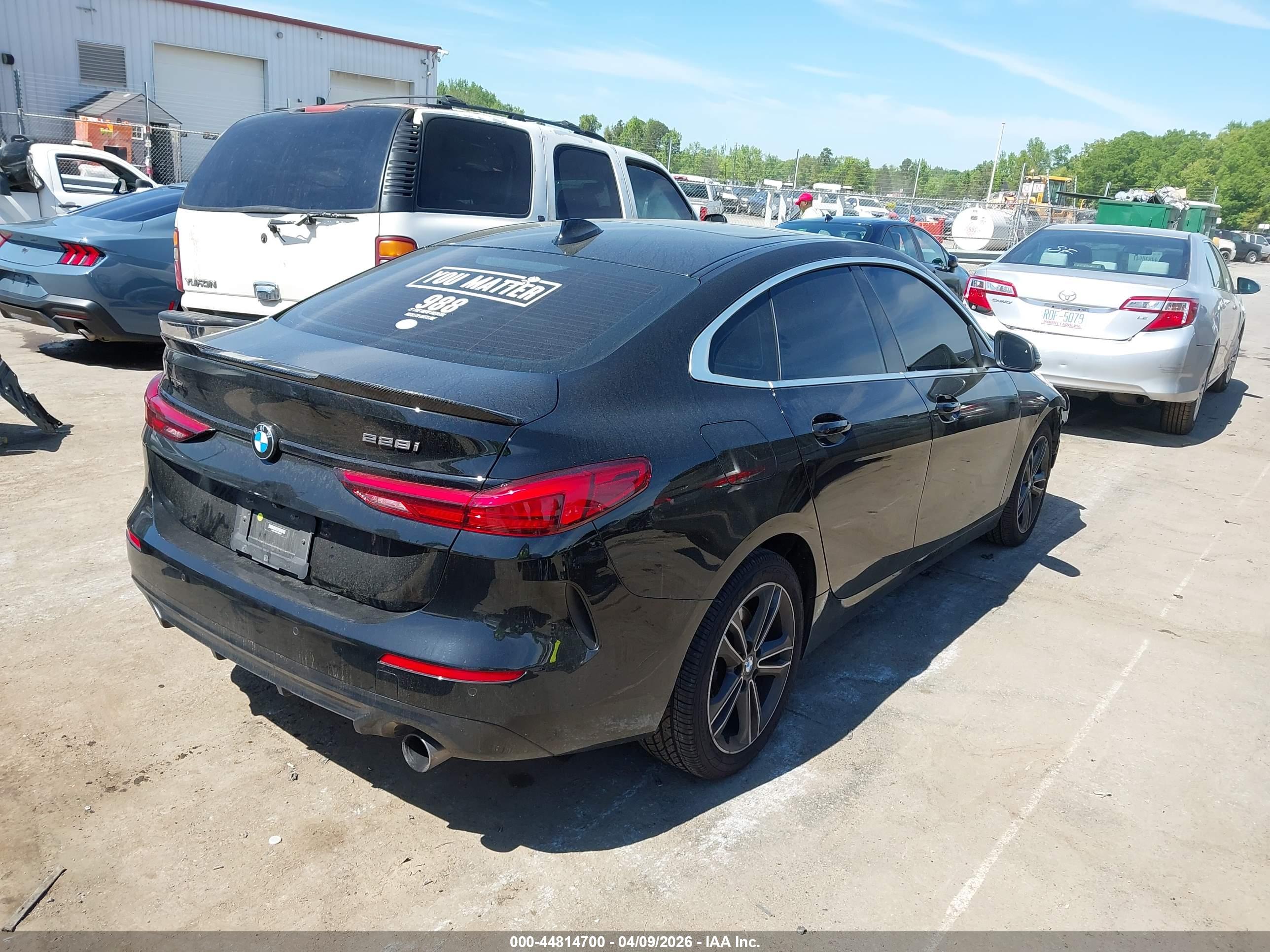 BMW 228 image 4