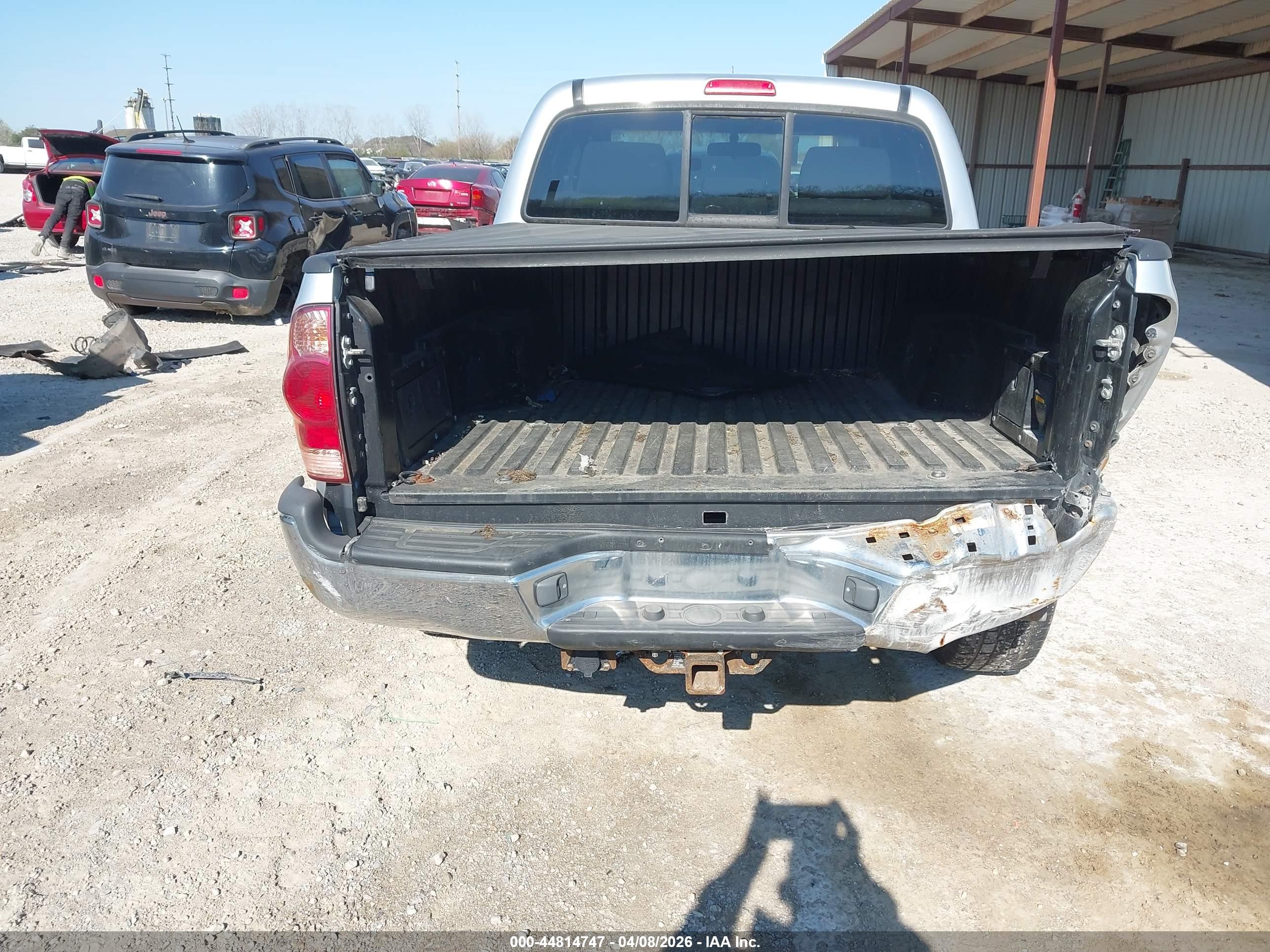TOYOTA TACOMA image 6