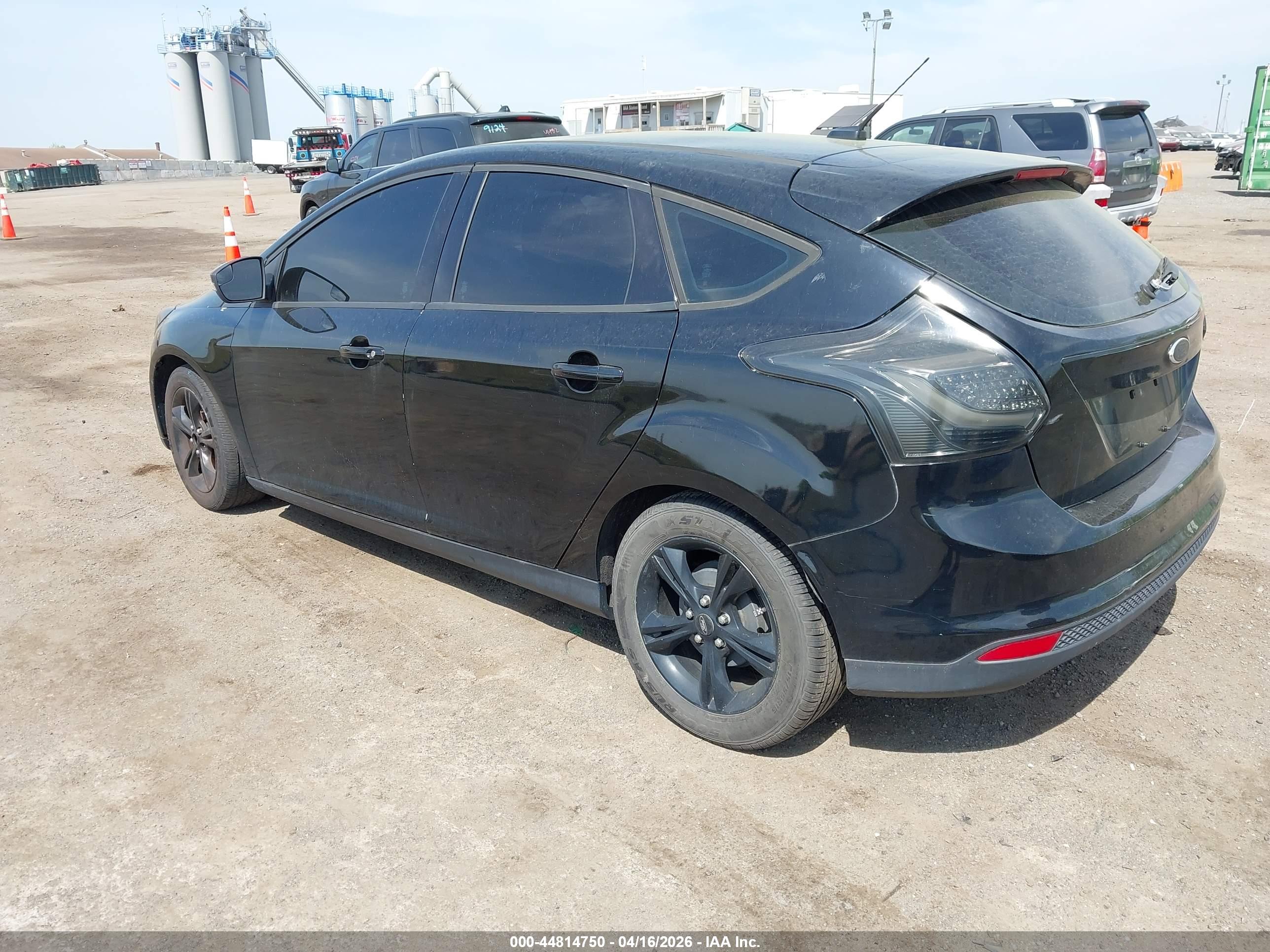FORD FOCUS image 3