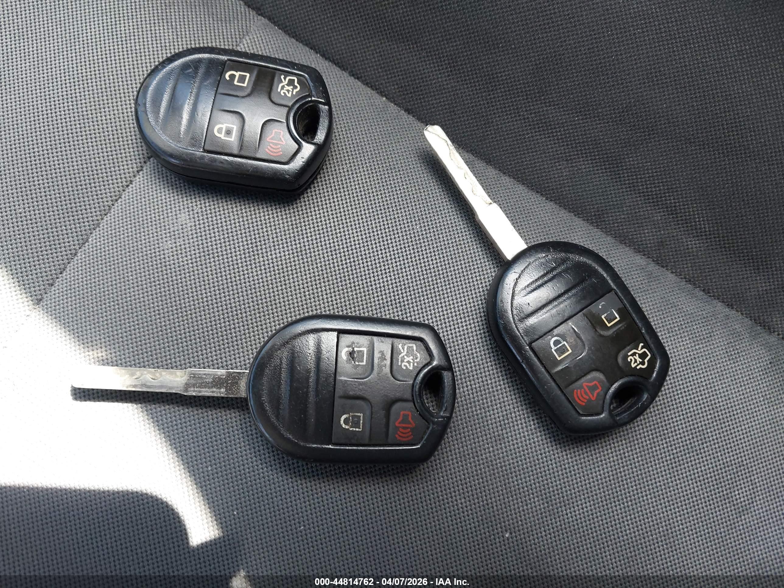 FORD FIESTA image 11