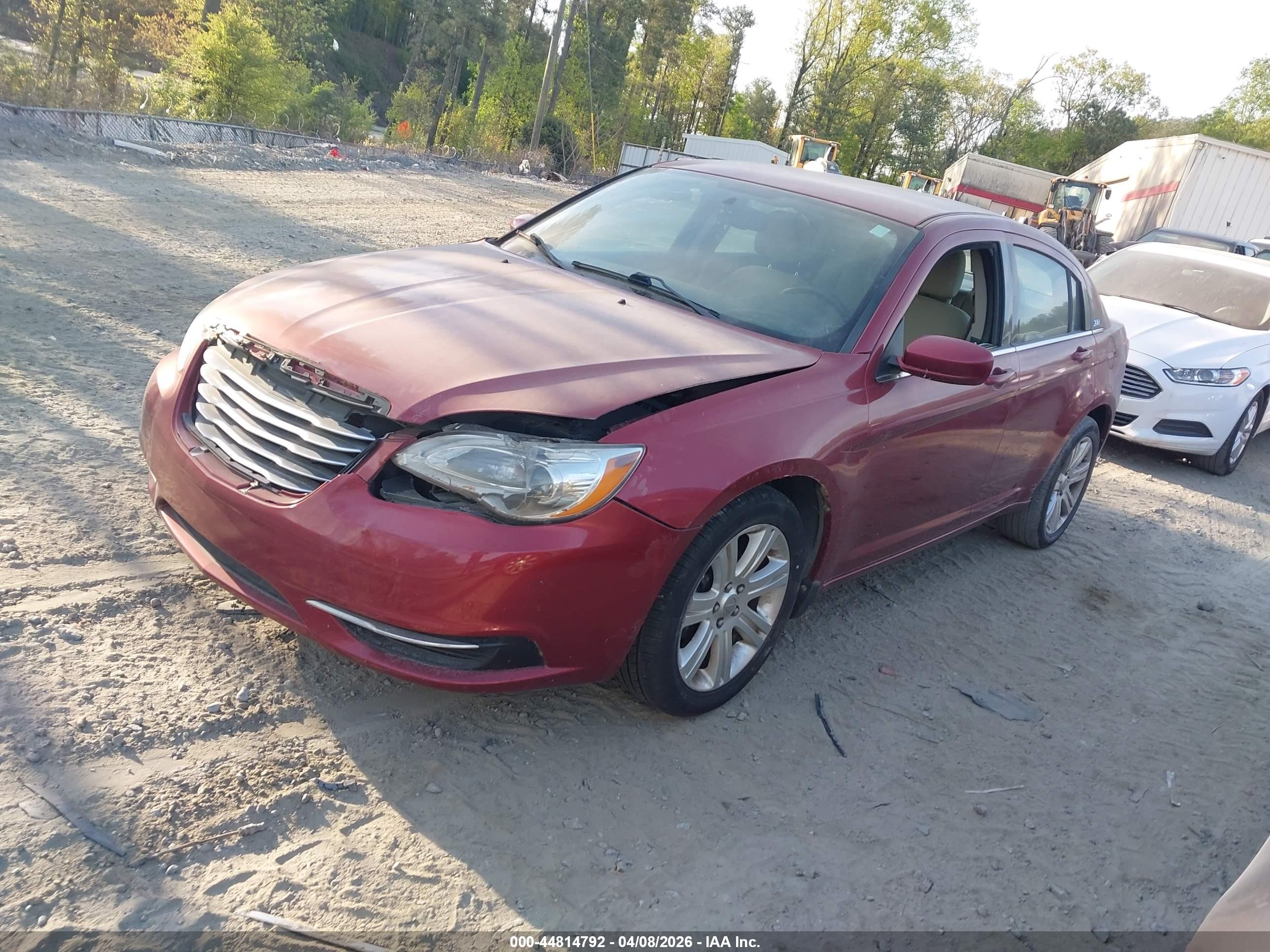 CHRYSLER 200 image 2
