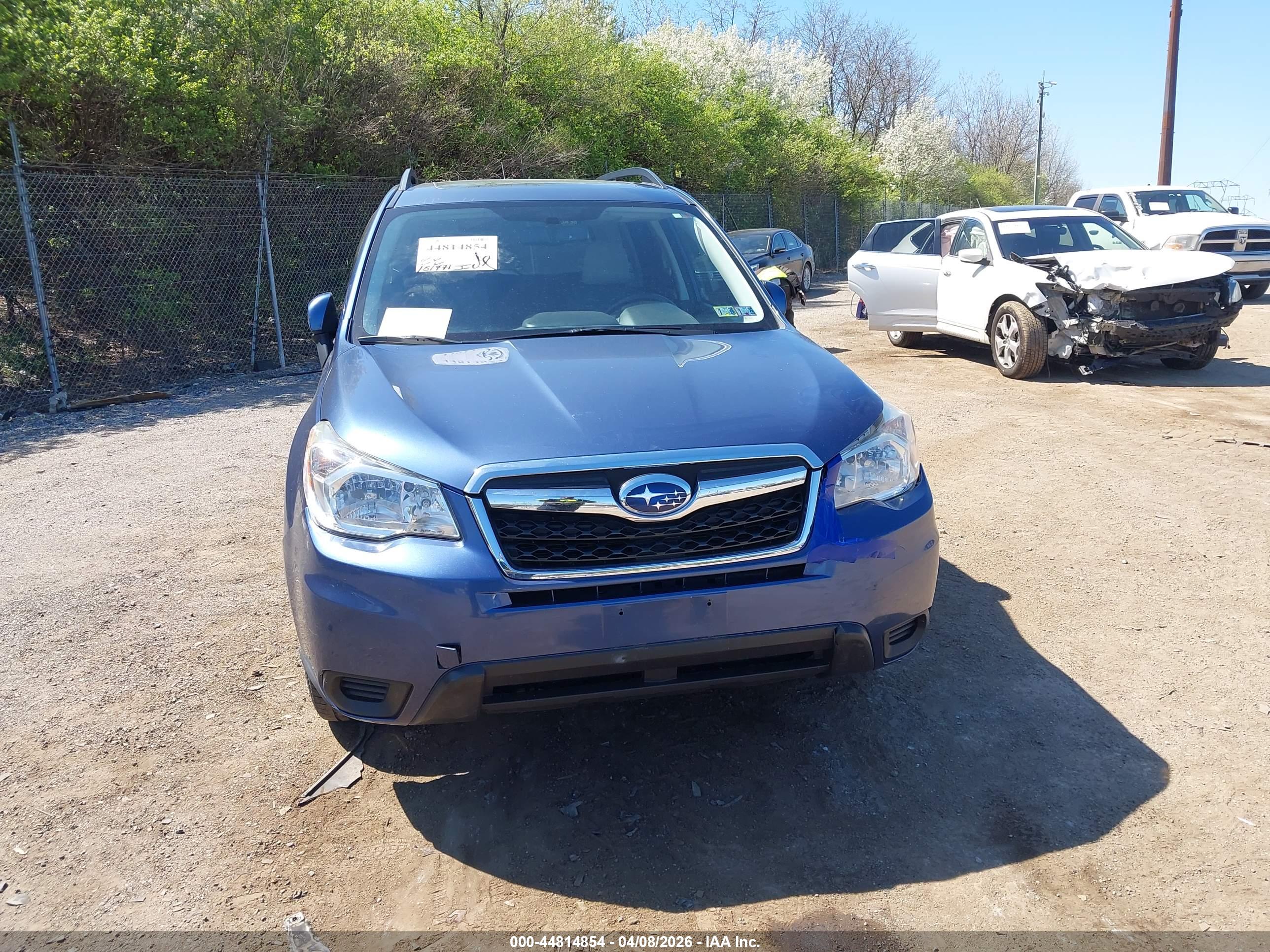 SUBARU FORESTER image 6