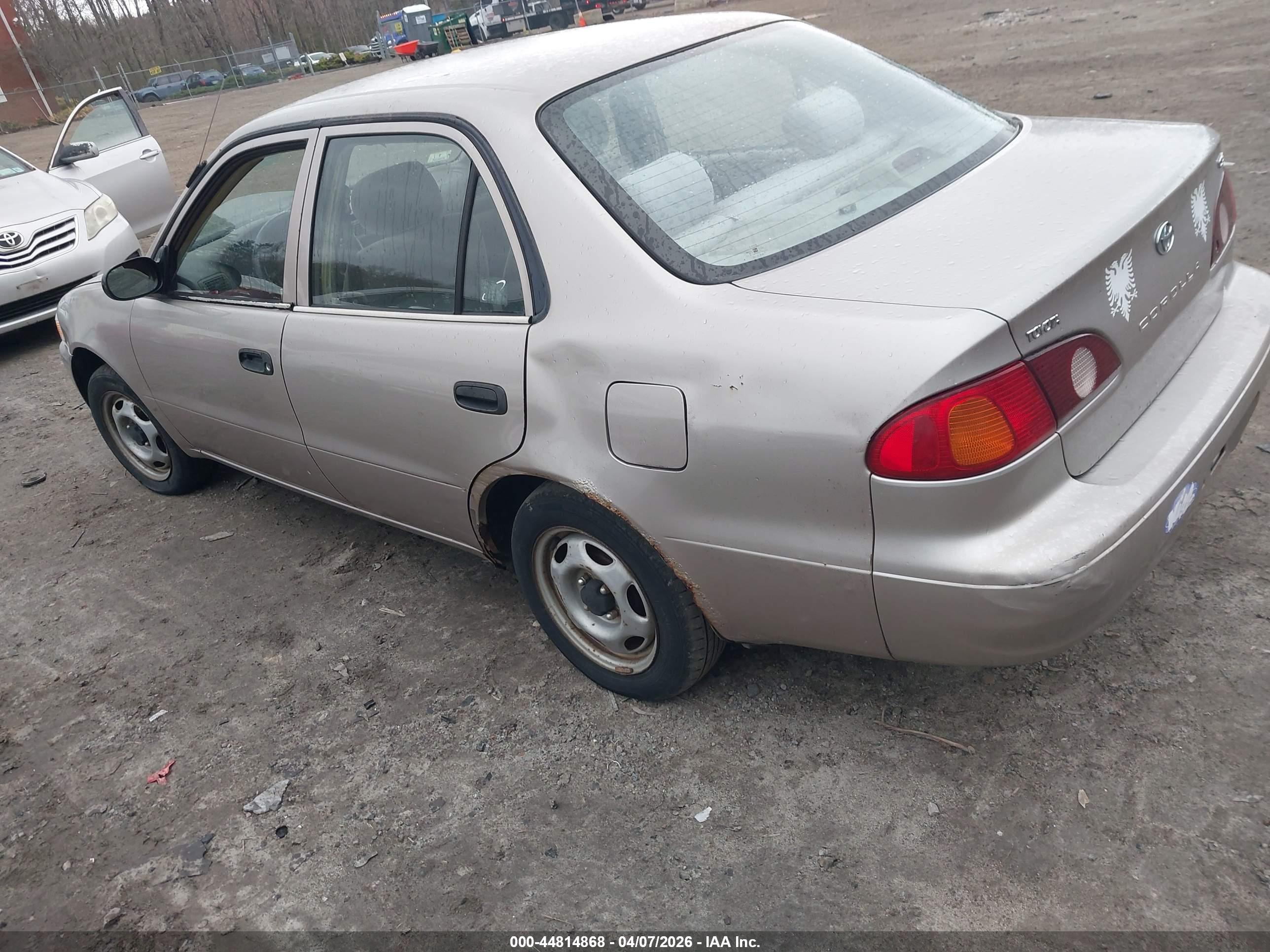 TOYOTA COROLLA image 3